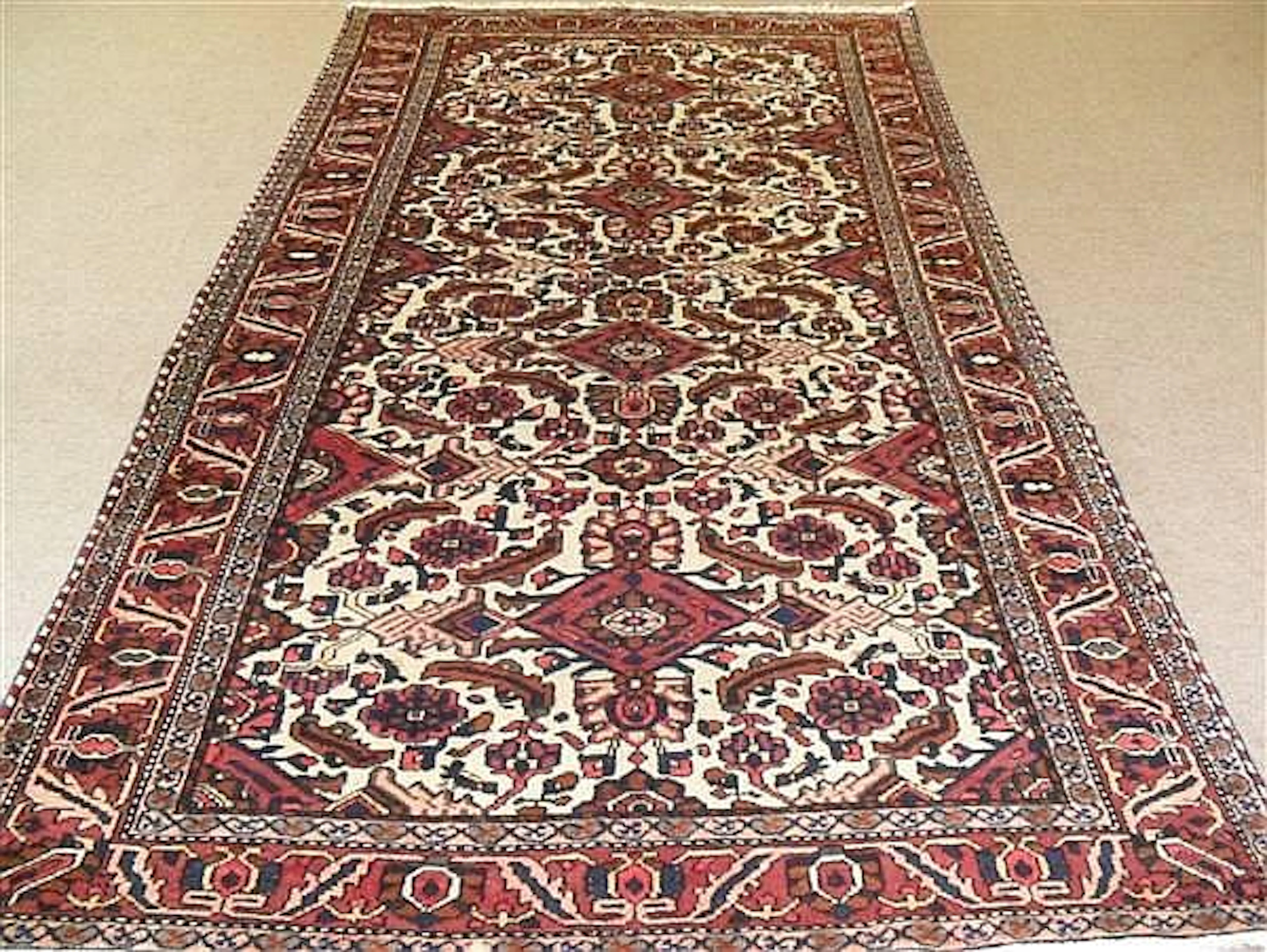 PERSIAN BAKHTIARI, 5.3 X 9.9