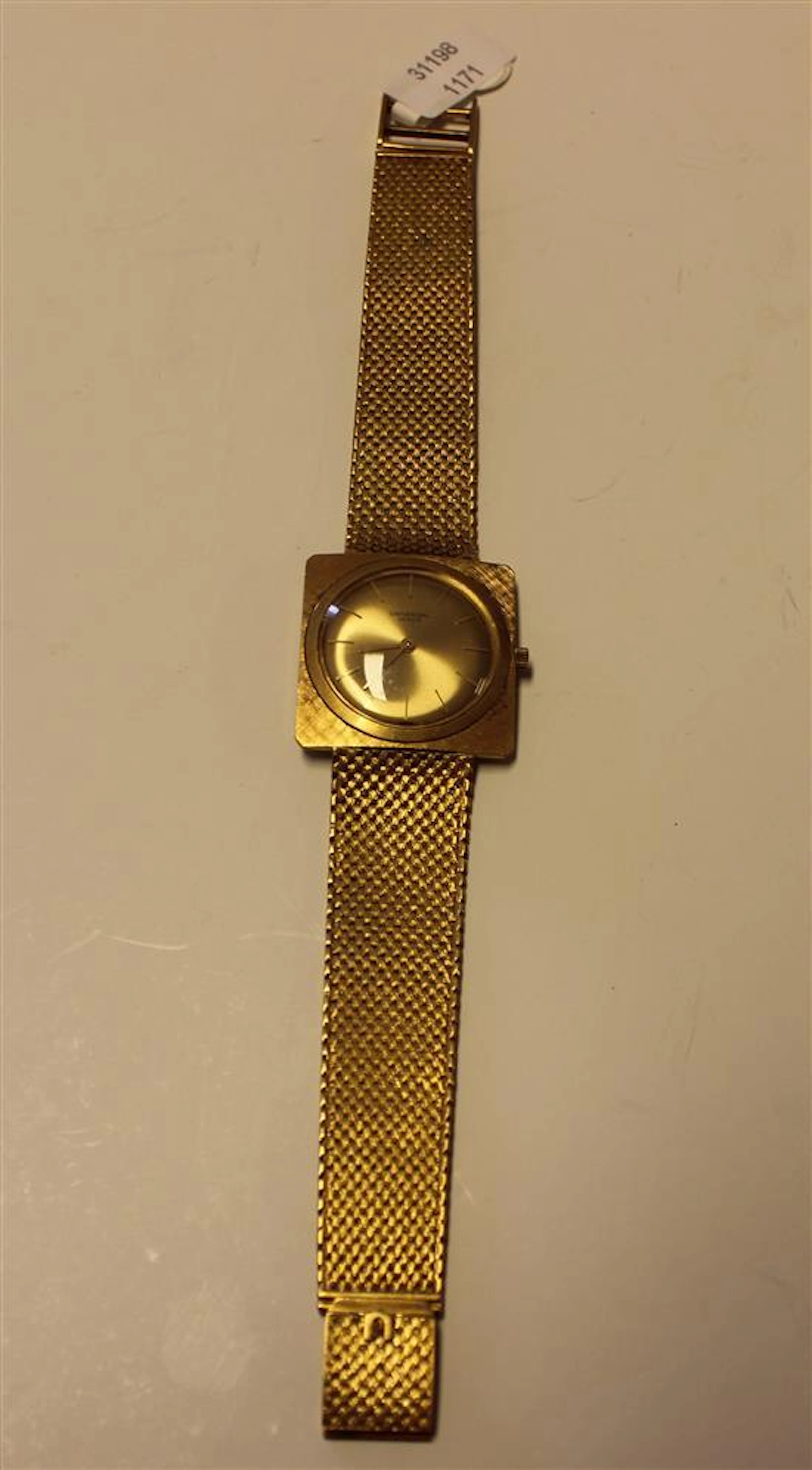 UNIVERSAL GENEVE STAMPED 18K YELLOW GOLD MEN'S WATCH WITH...