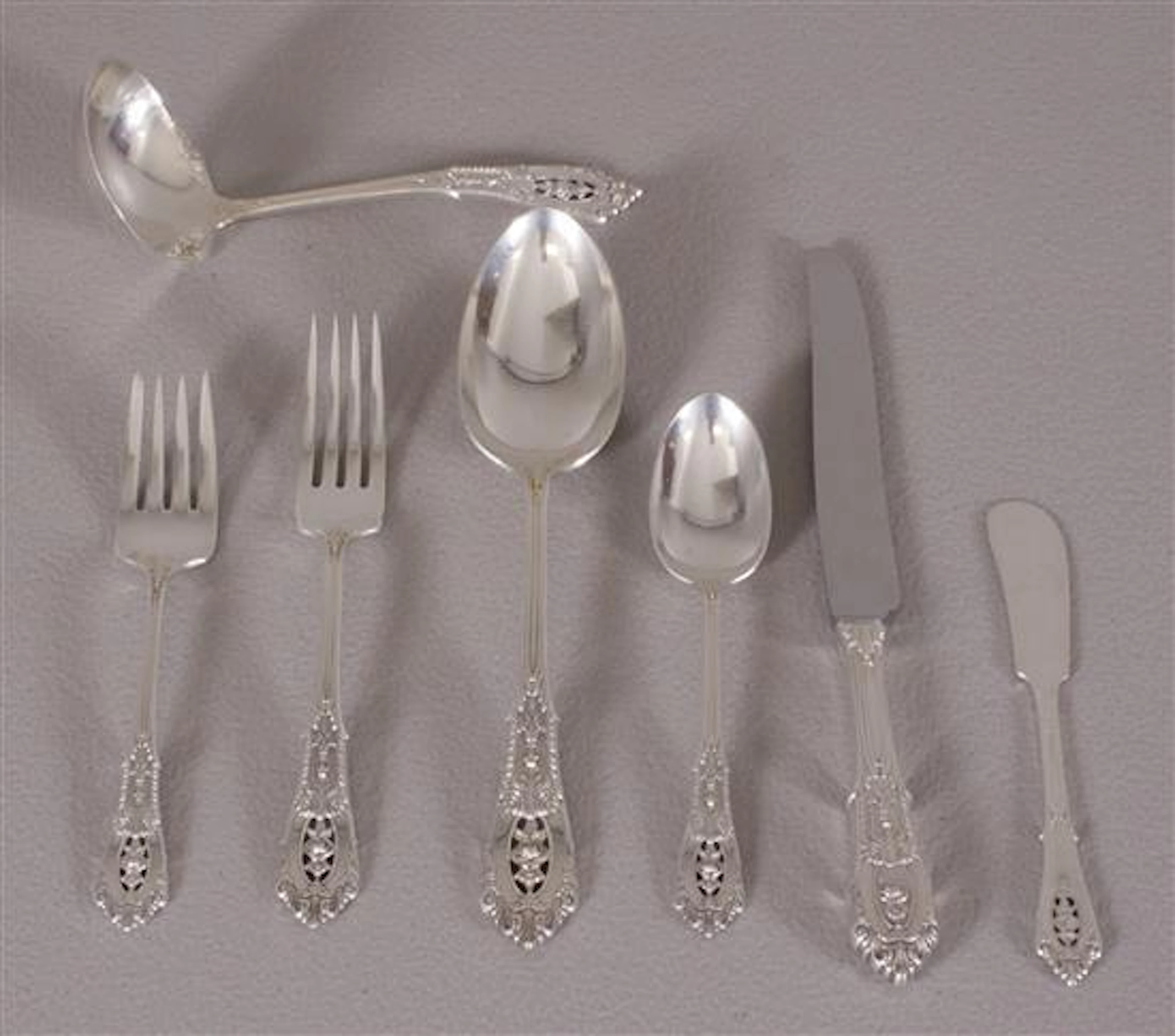 56 PIECES WALLACE "ROSEPOINT" STERLING SILVER FLATWARE