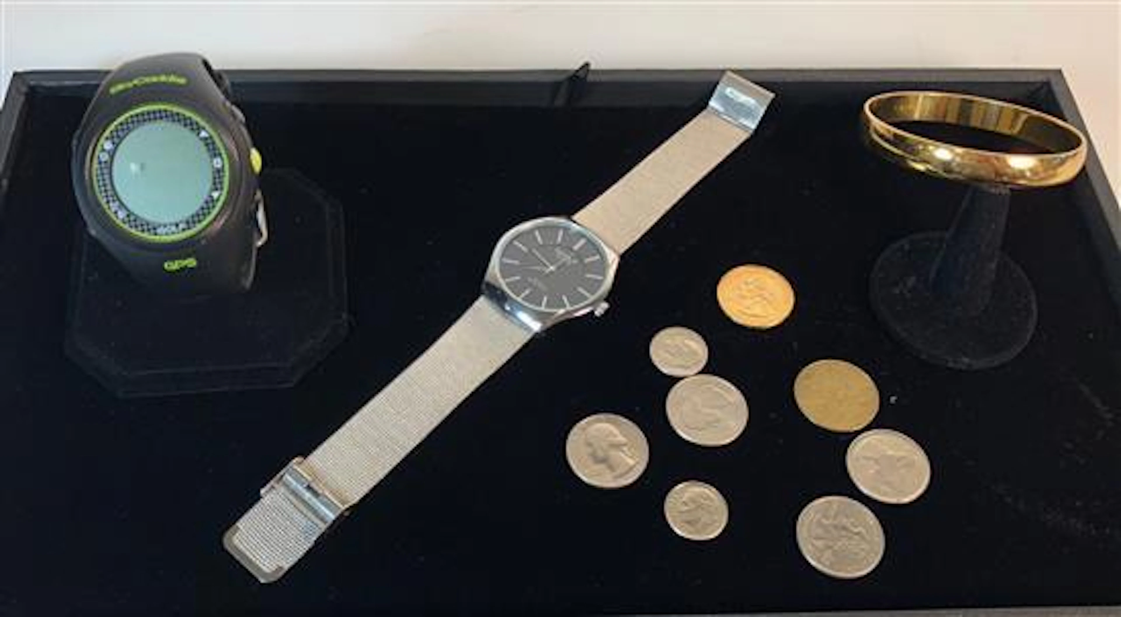 ASSORTED WATCHES AND ACCESSORIES INCLUDING: SKY CADDY GPS...