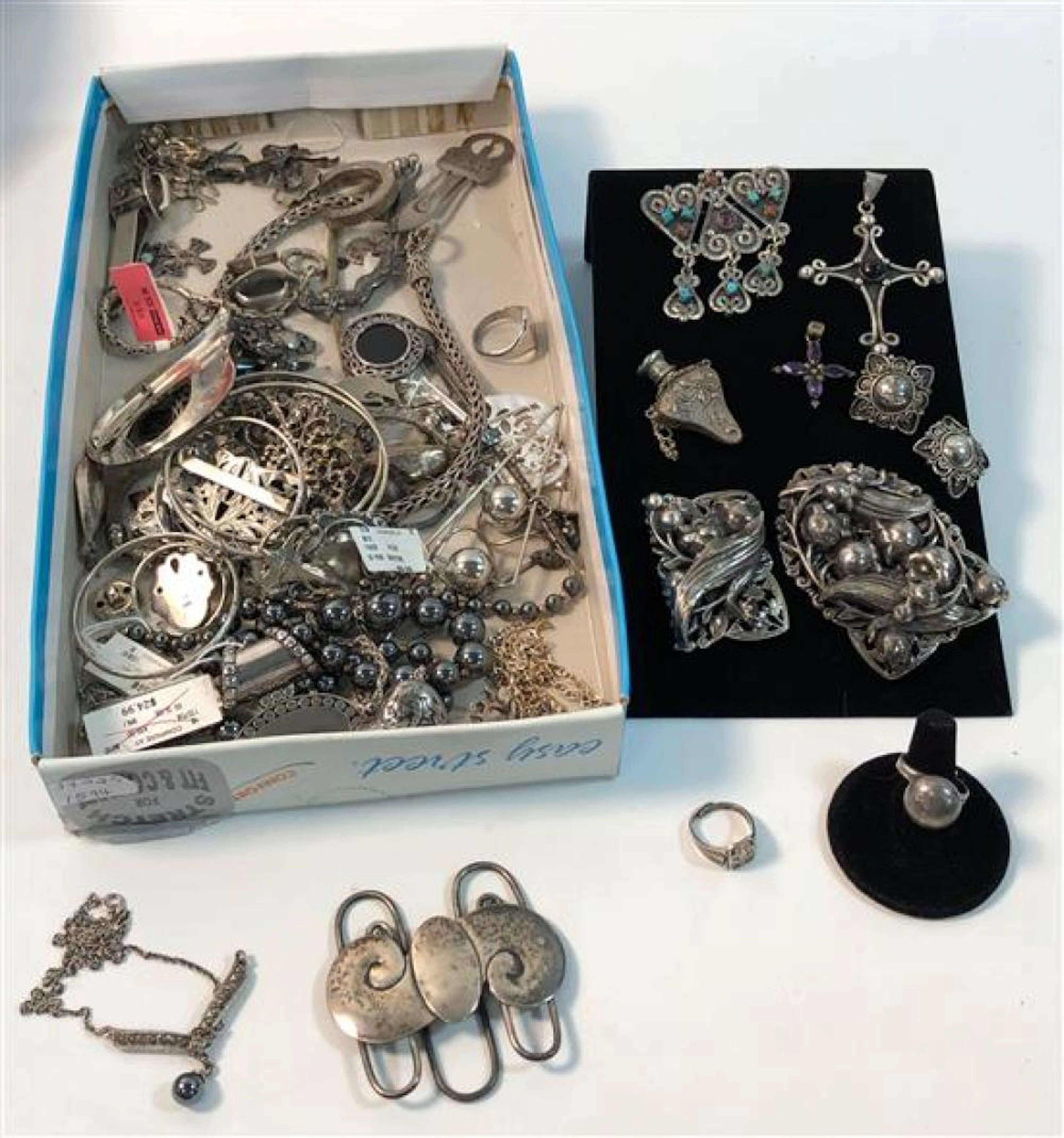 STERLING AND SILVERTONE METAL FASHION JEWELRY AND ACCESSORIES BOX LOT