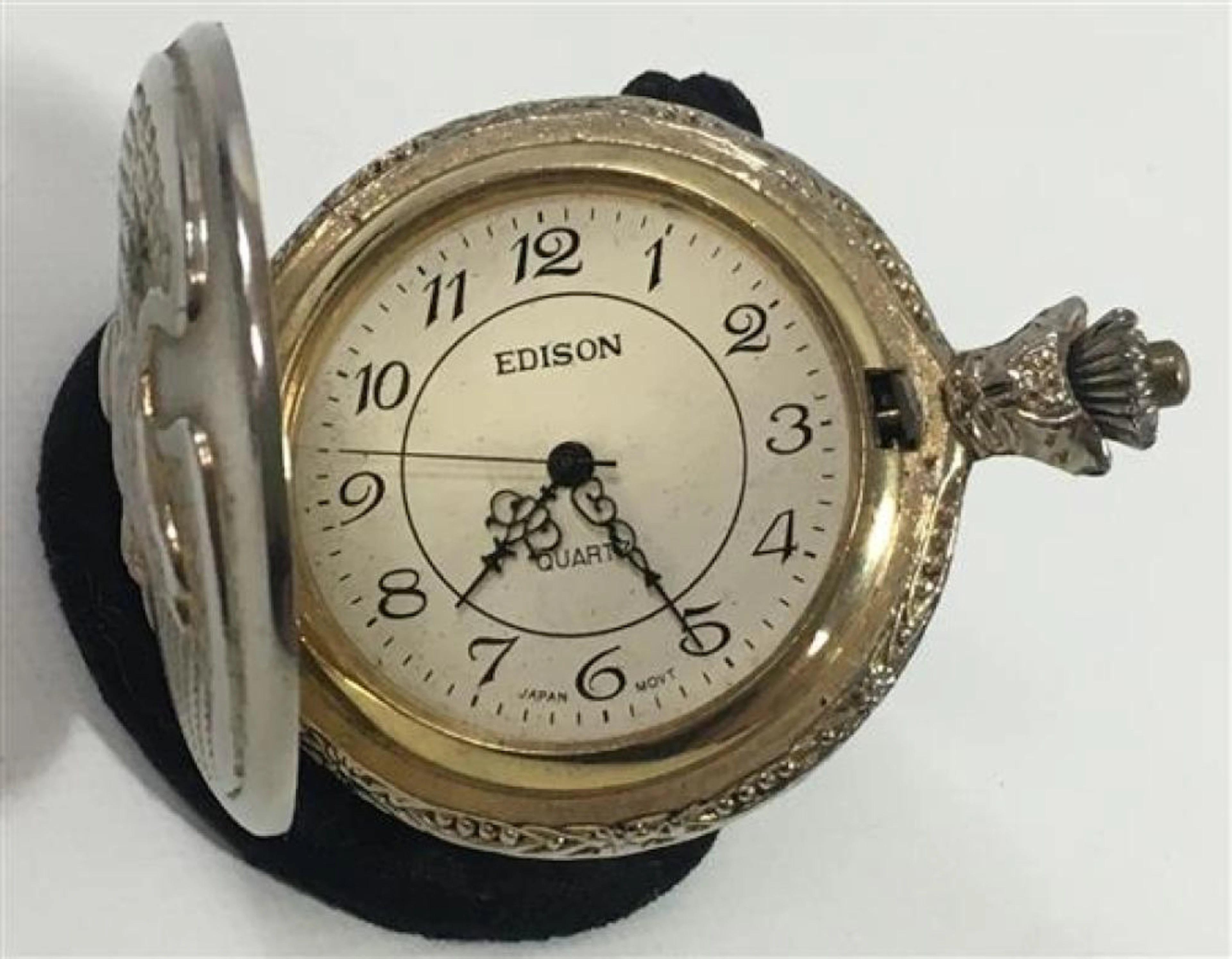 SILVER TONE POCKET WATCH