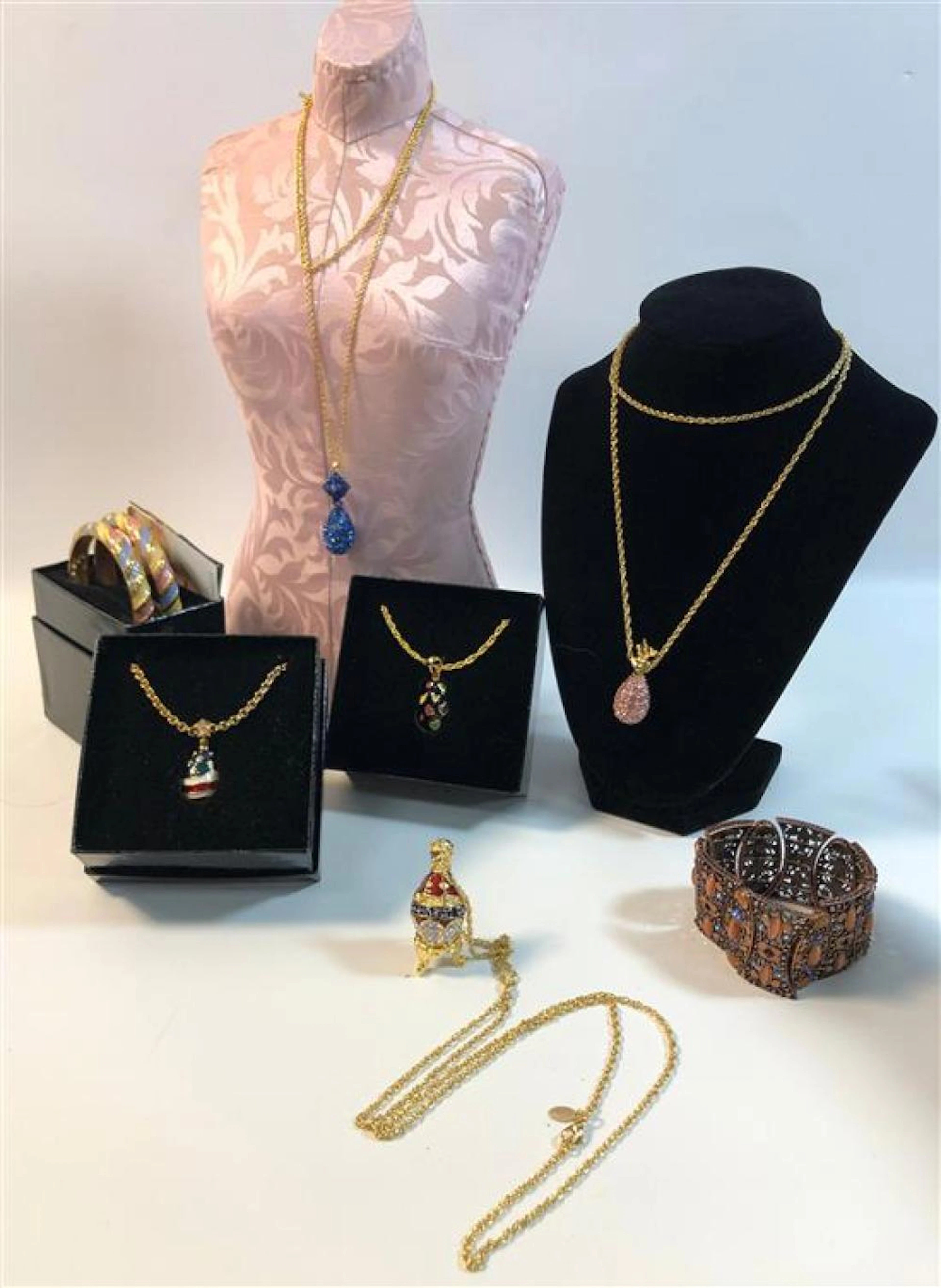 LOT OF COSTUME AND FASHION JEWELRY AND ACCESSORIES