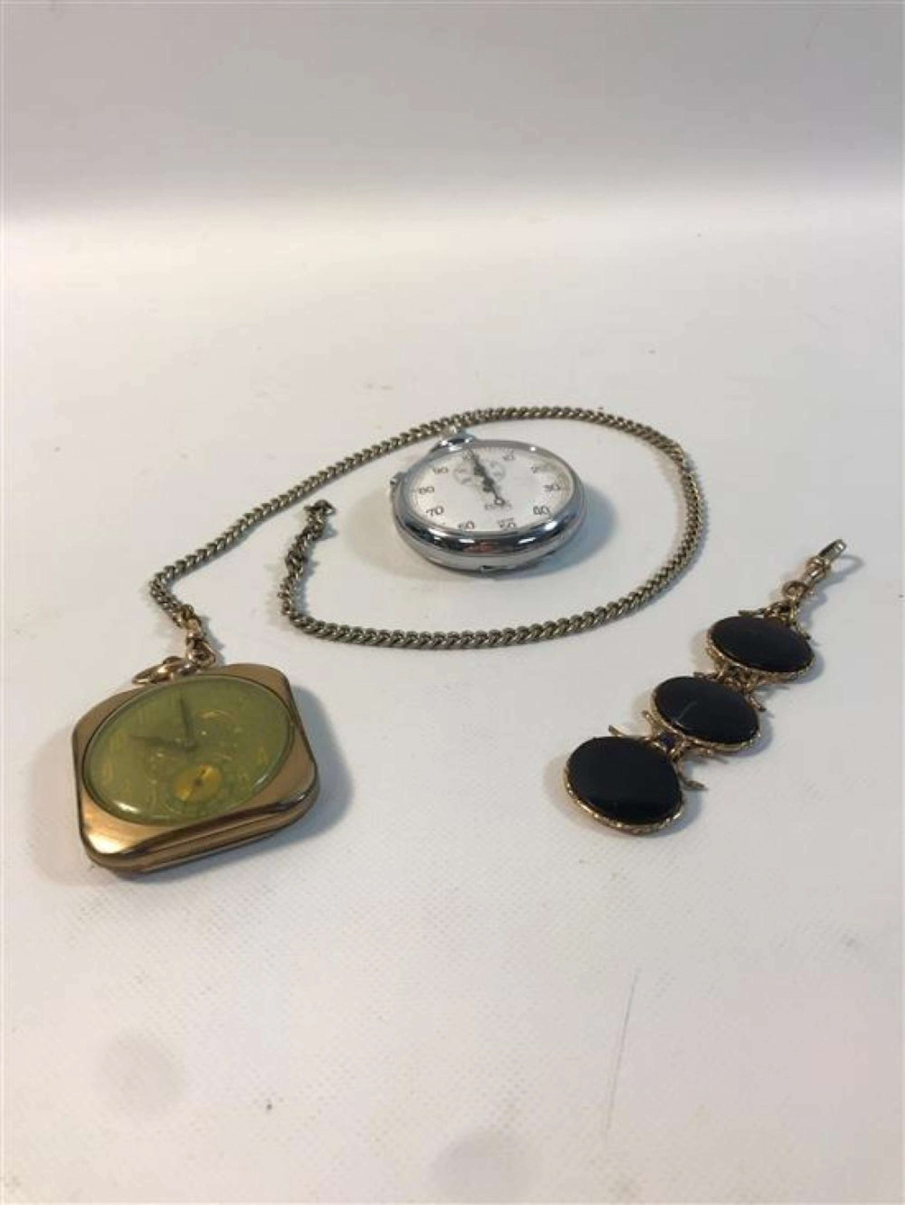 VINTAGE WATCHES AND ACCESSORIES