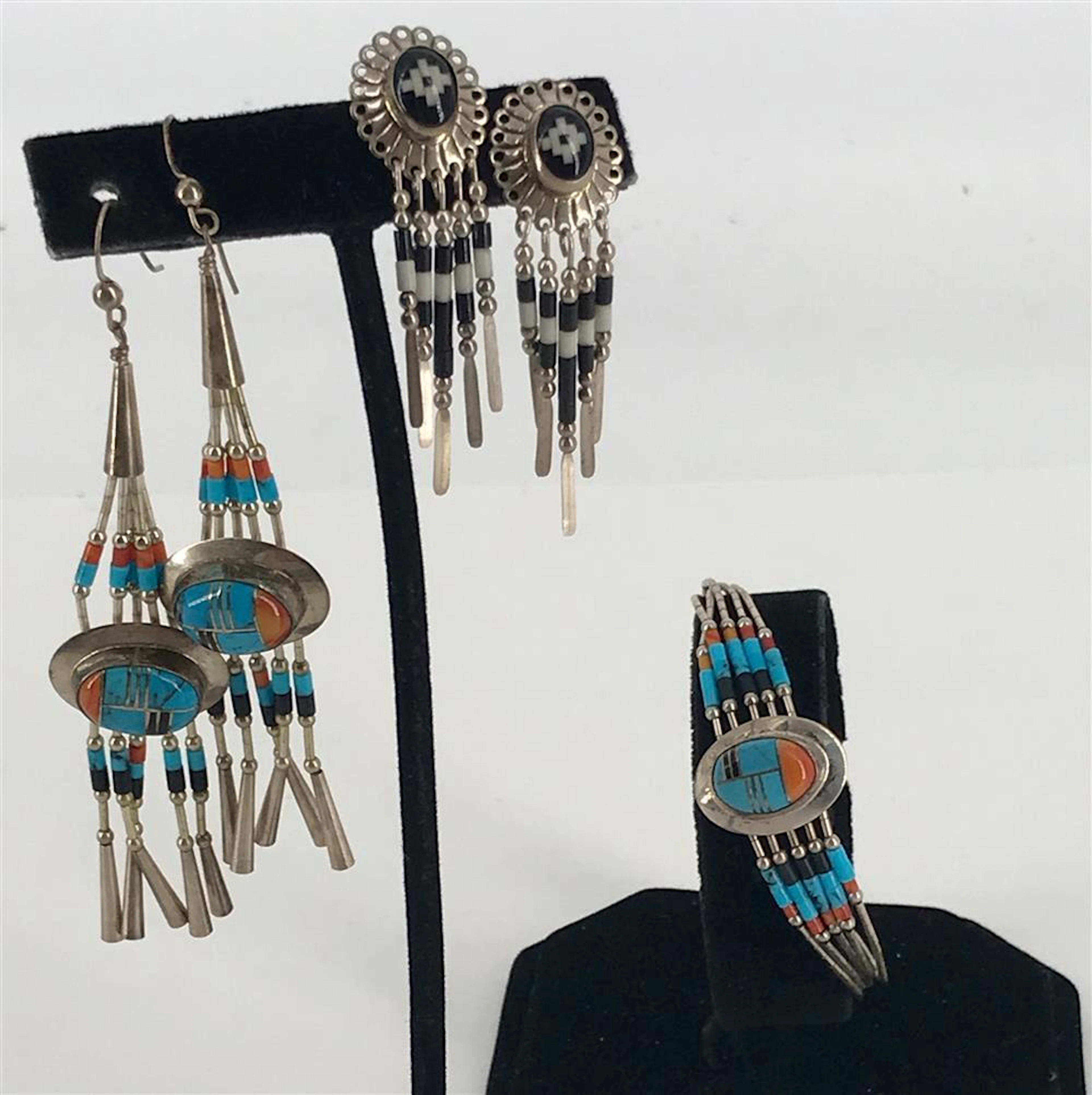 STERLING SILVER SOUTHWESTERN STYLE ACCESSORIES