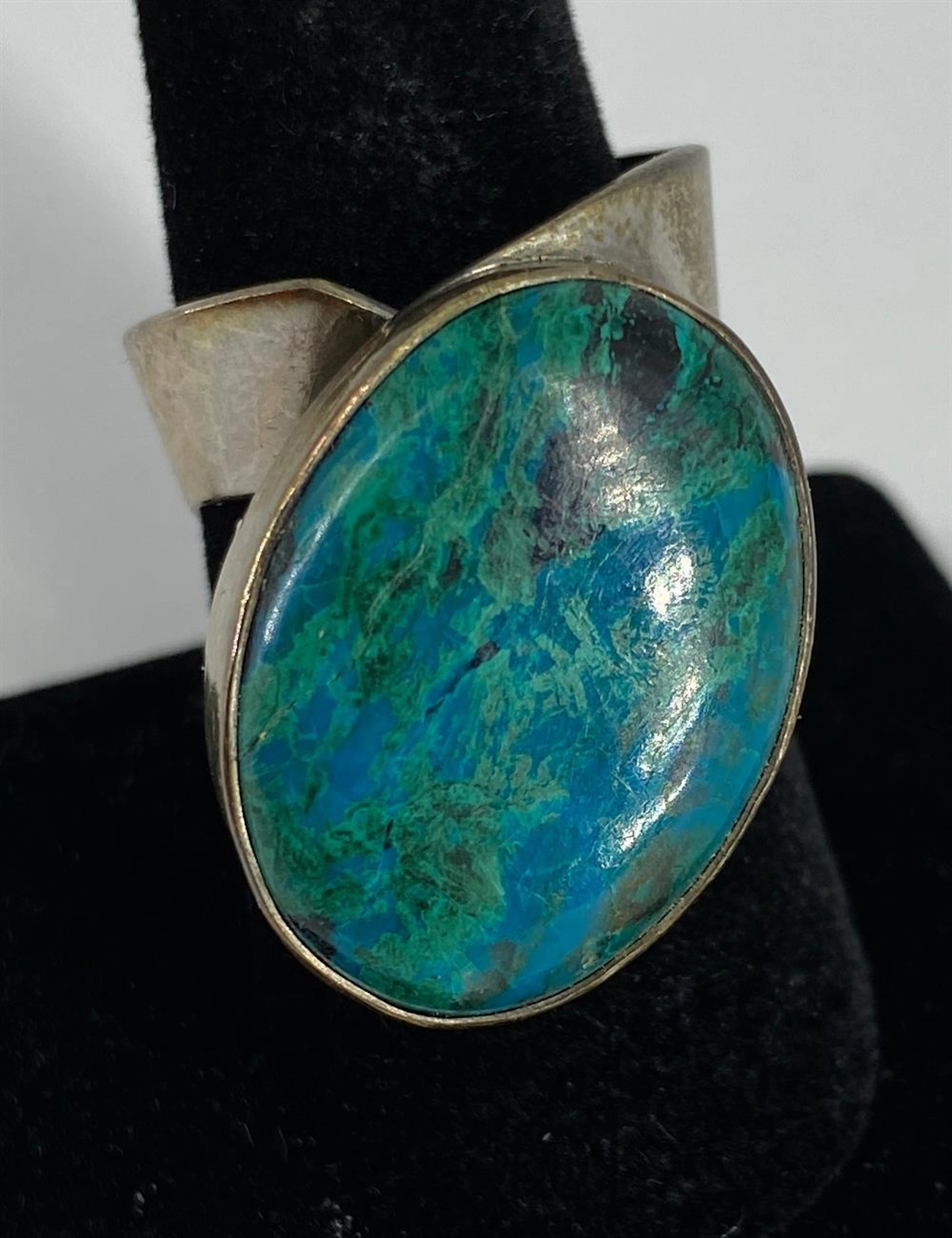 STERLING SILVER SOUTHWESTERN STYLE FASHION RING