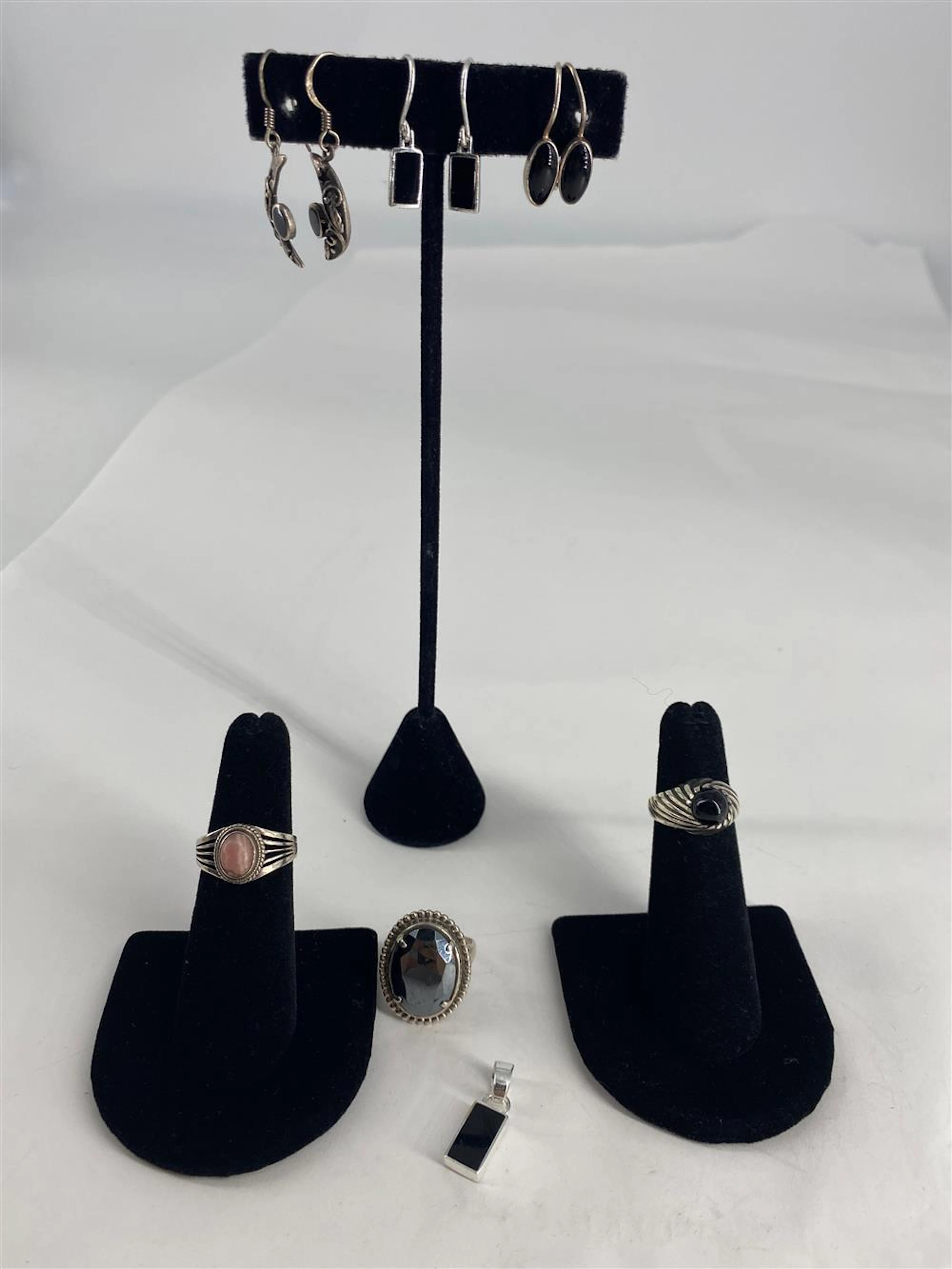 LOT OF SILVER AND STONE FASHION JEWELRY