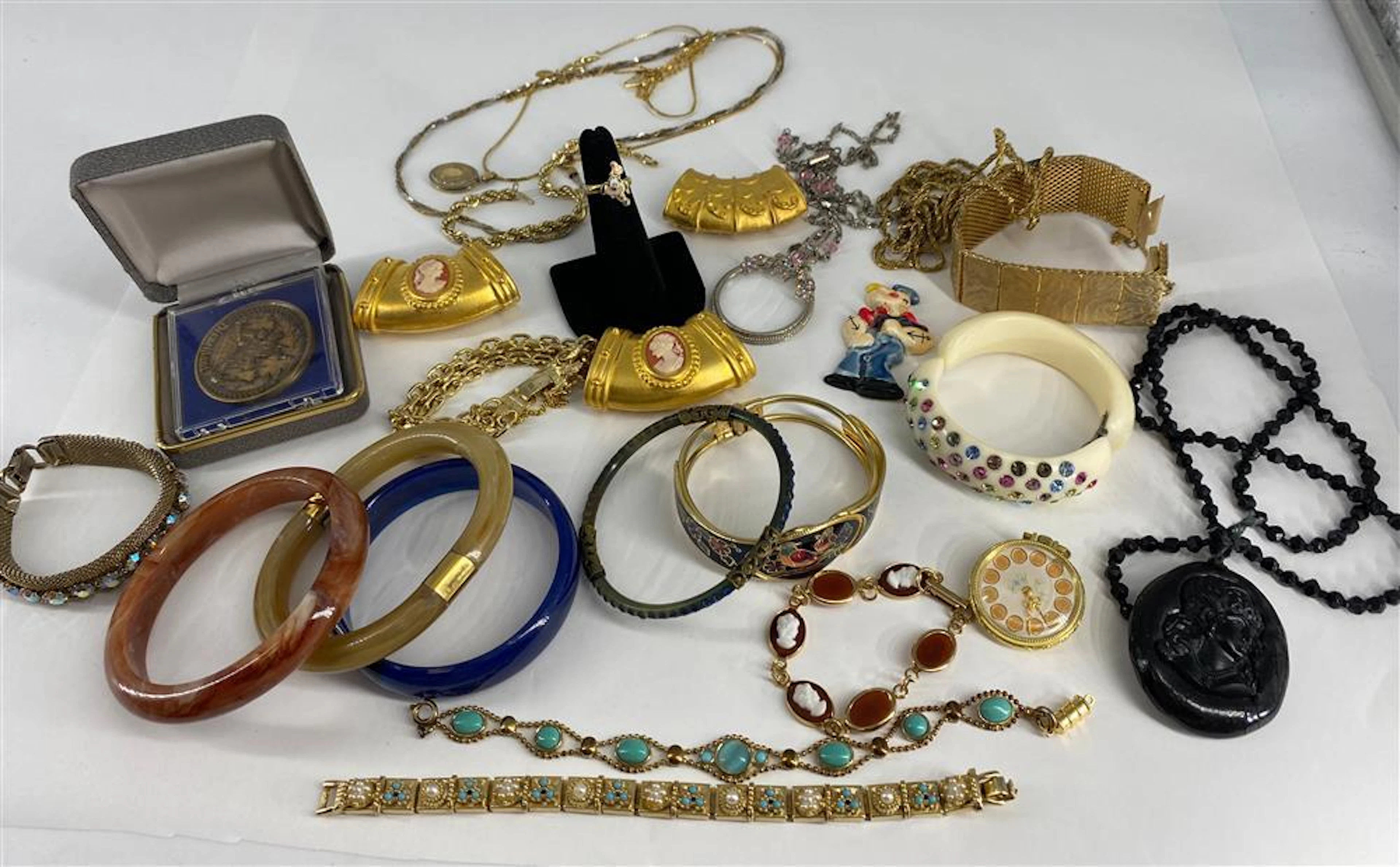 LOT OF FASHION AND COSTUME JEWELRY AND ACCESSORIES
