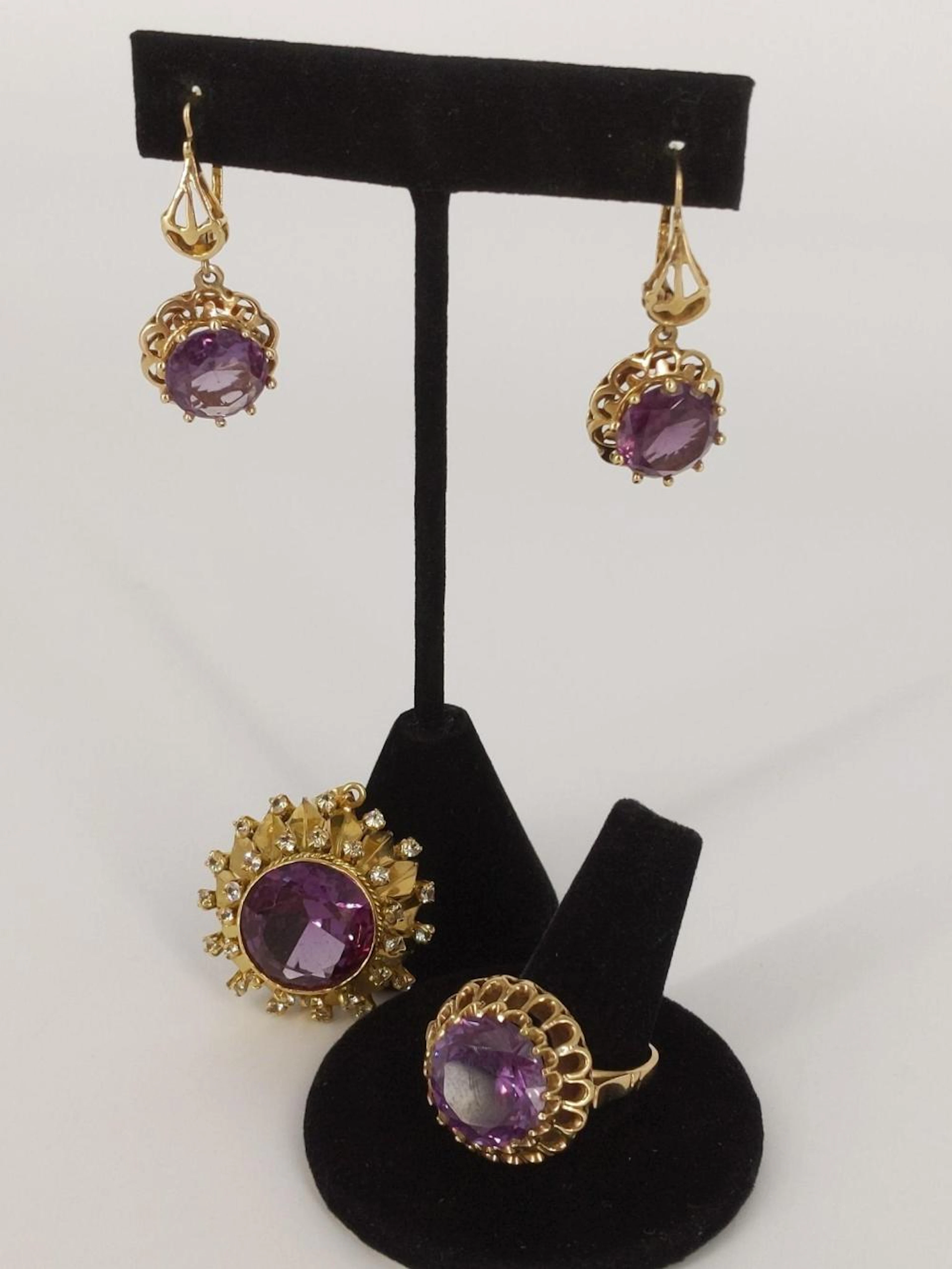 Jewelry Set with Pendant, Ring and Pair Earrings