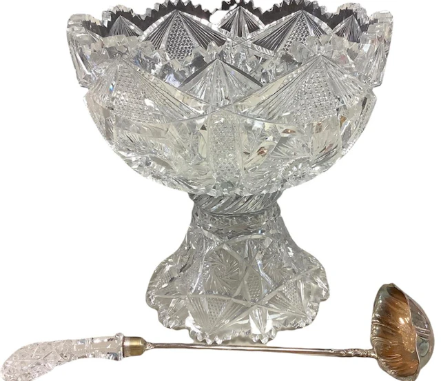 Large brilliant cut-glass punch bowl w/three pieces?base