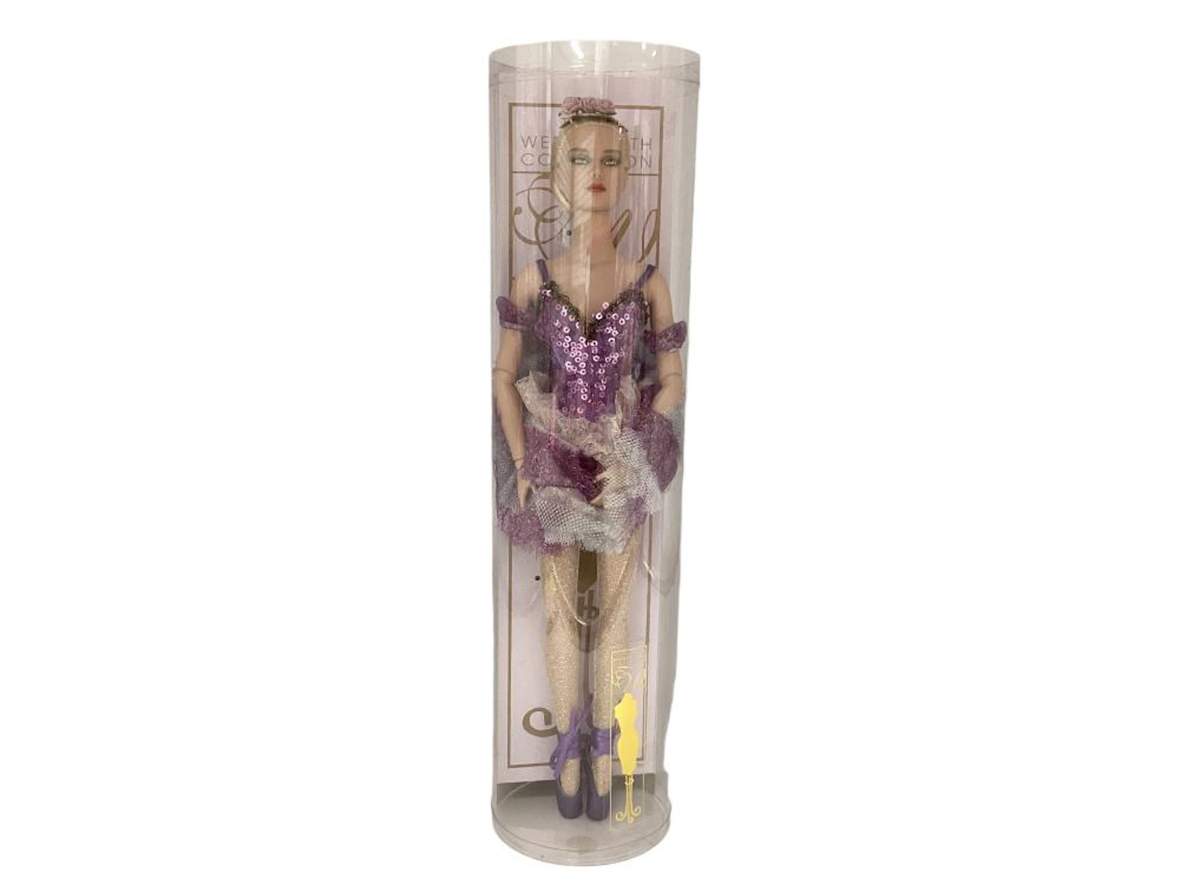 Blonde 16? Robert Tonner doll wearing tagged ?Morning...