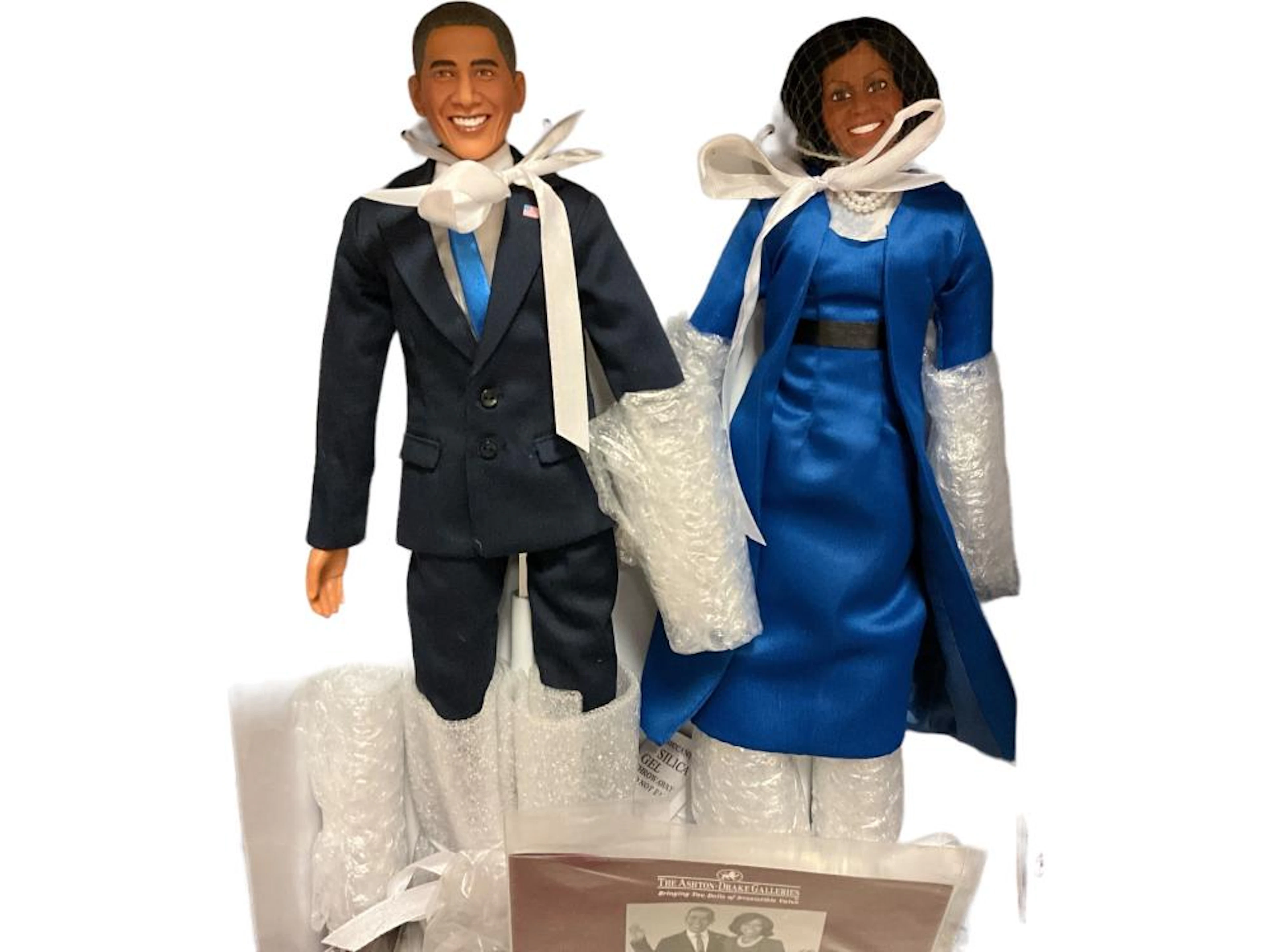 (1) President and Michelle Obama Ashton-Drake Dolls