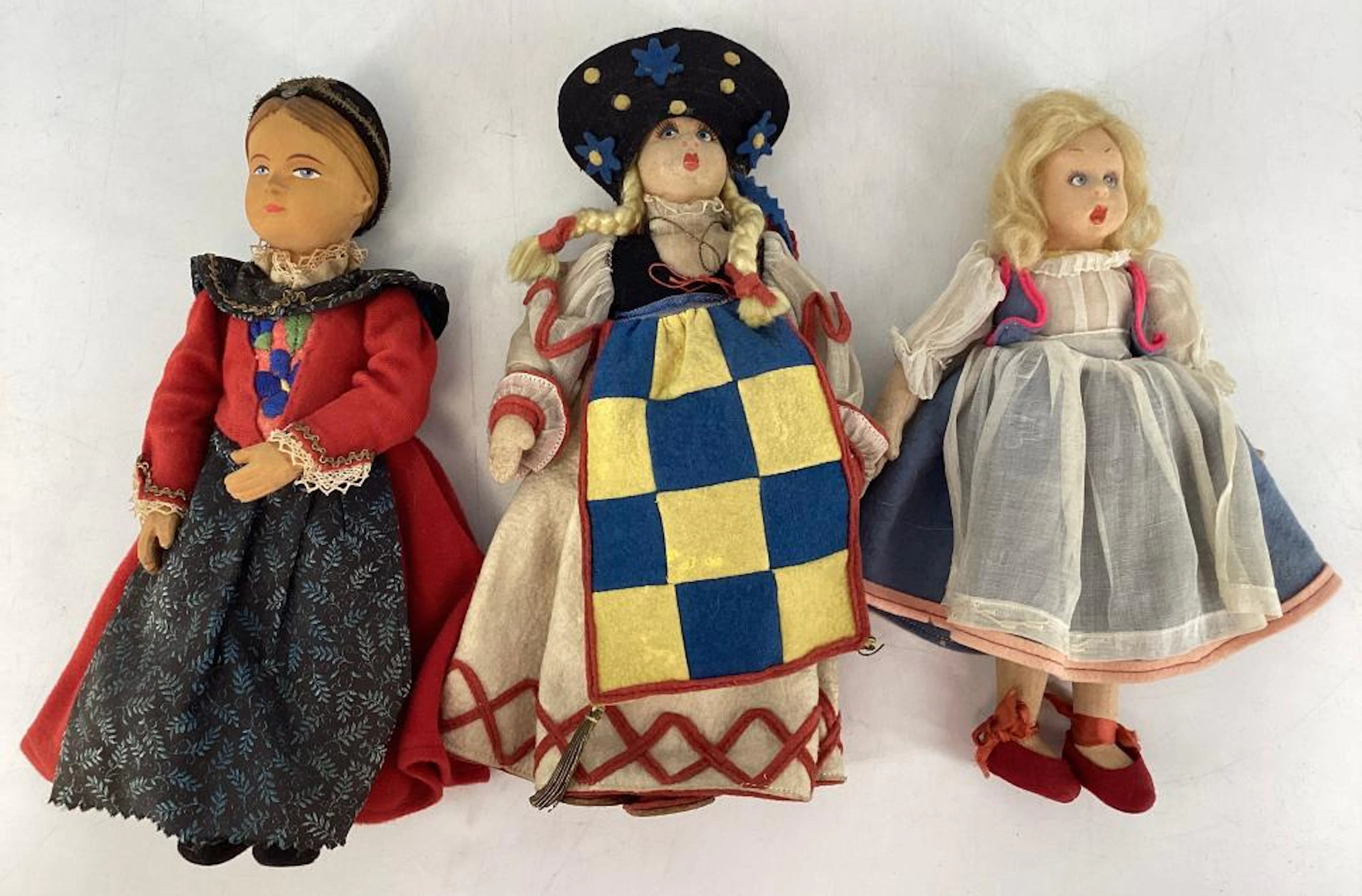 (3) Travel Dolls Including Lenci