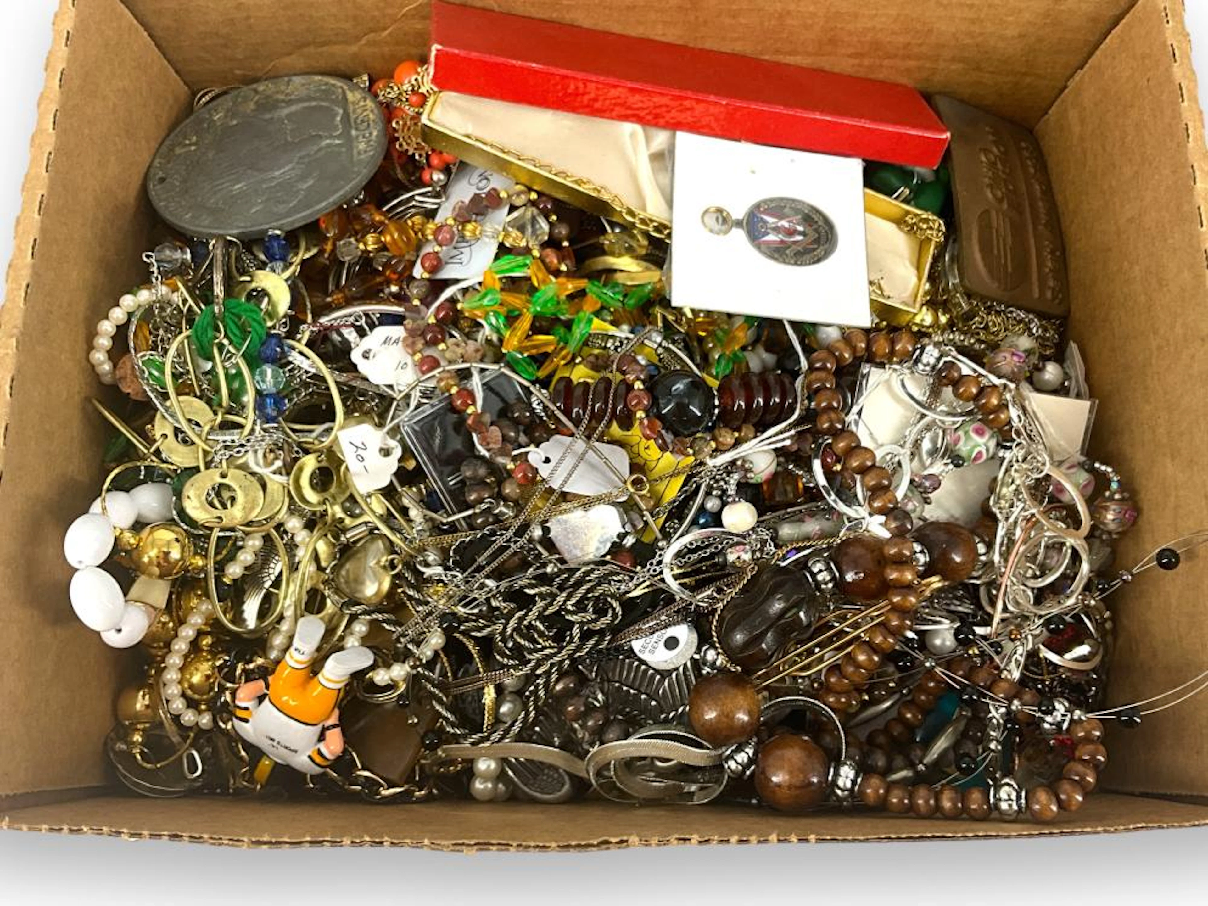 Box Lot of Jewelry & Accessories