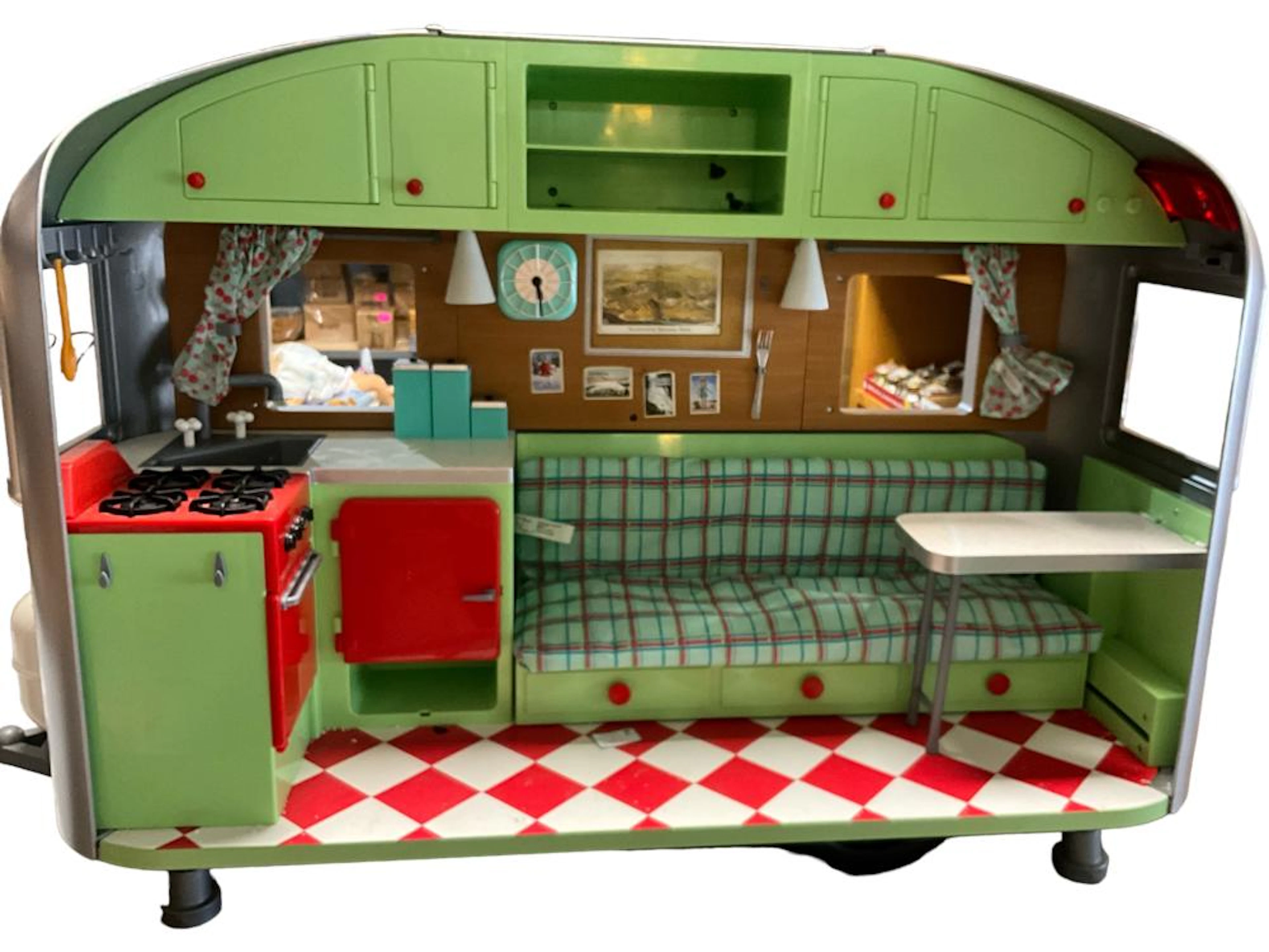 American Girl Fashion Doll ?Airstream Camper? and Accessories