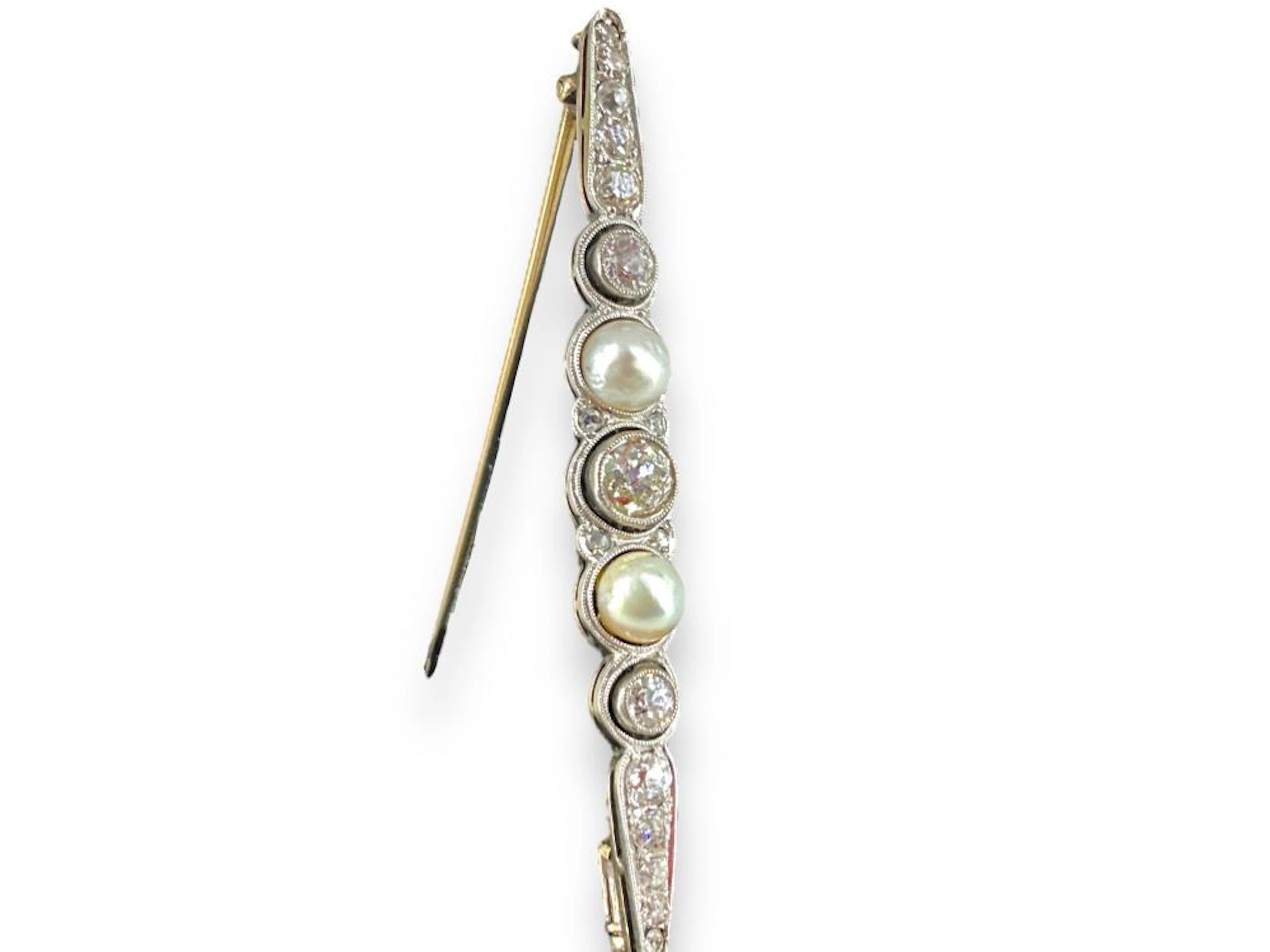 Vintage Diamond and Pearl Bar Pi