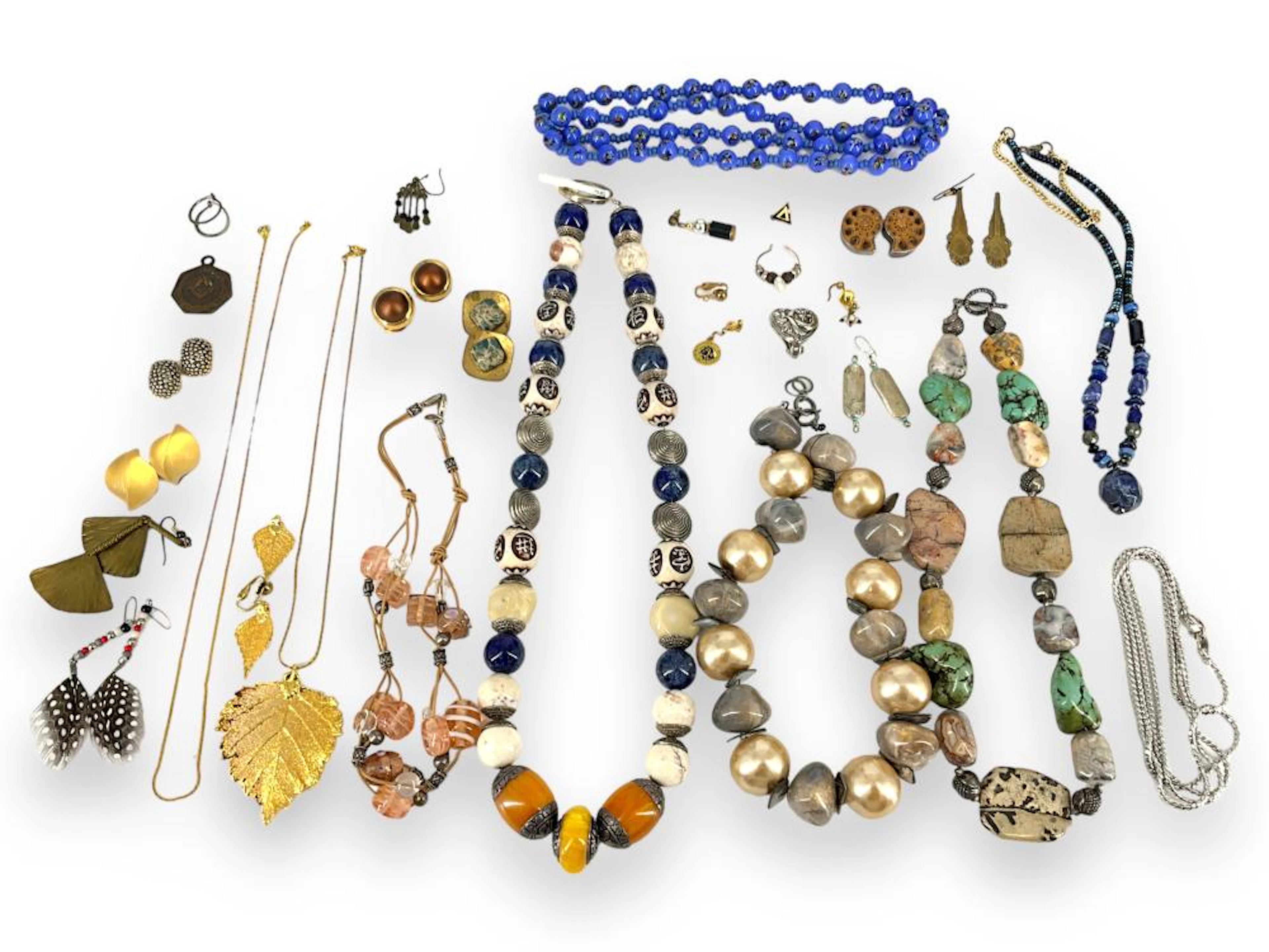 Assortment of Fashion Jewelry & Accessories