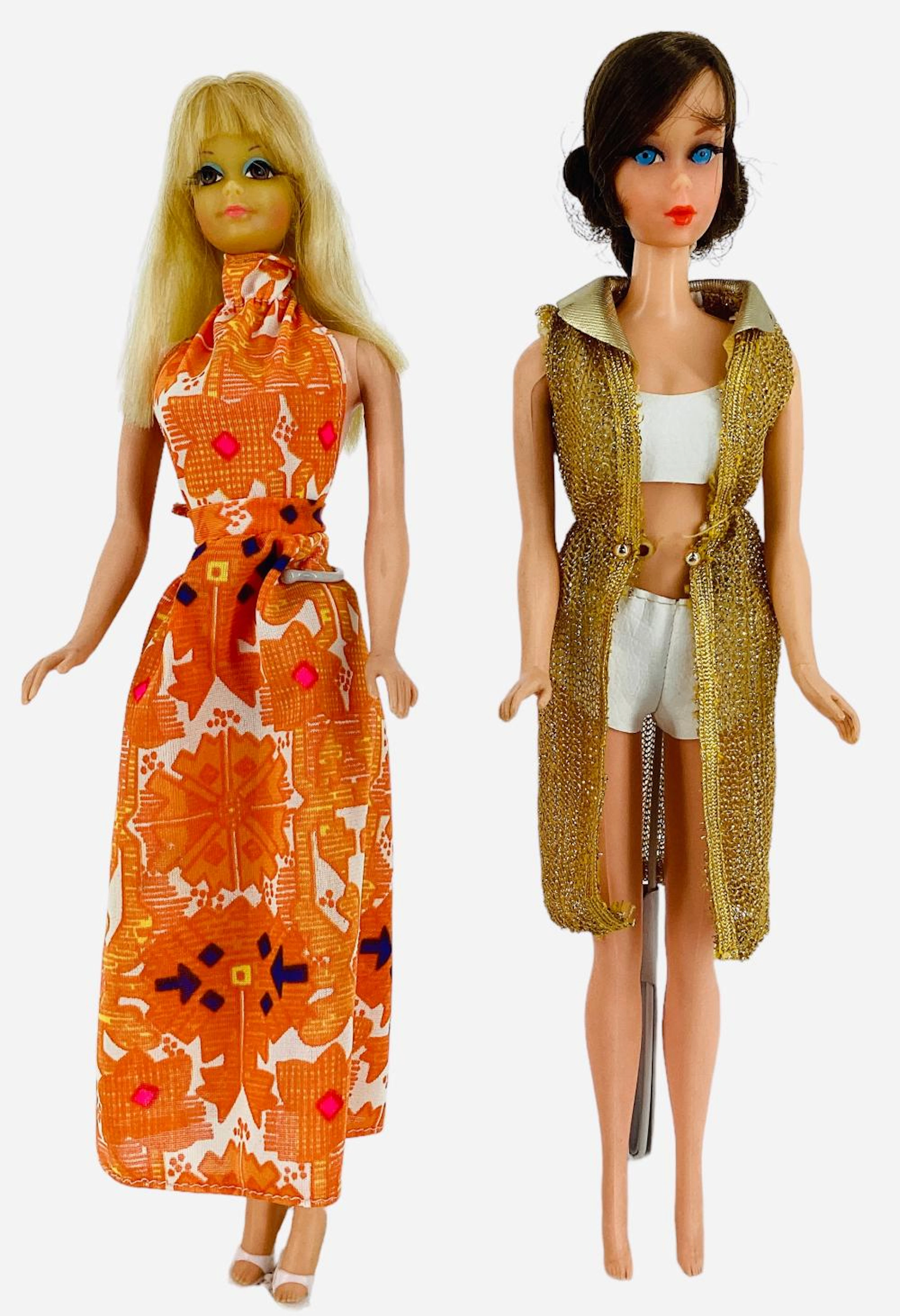 (2) FABULOUS BARBIES INCLUDING TALKING BARBIE & TNT P.J.