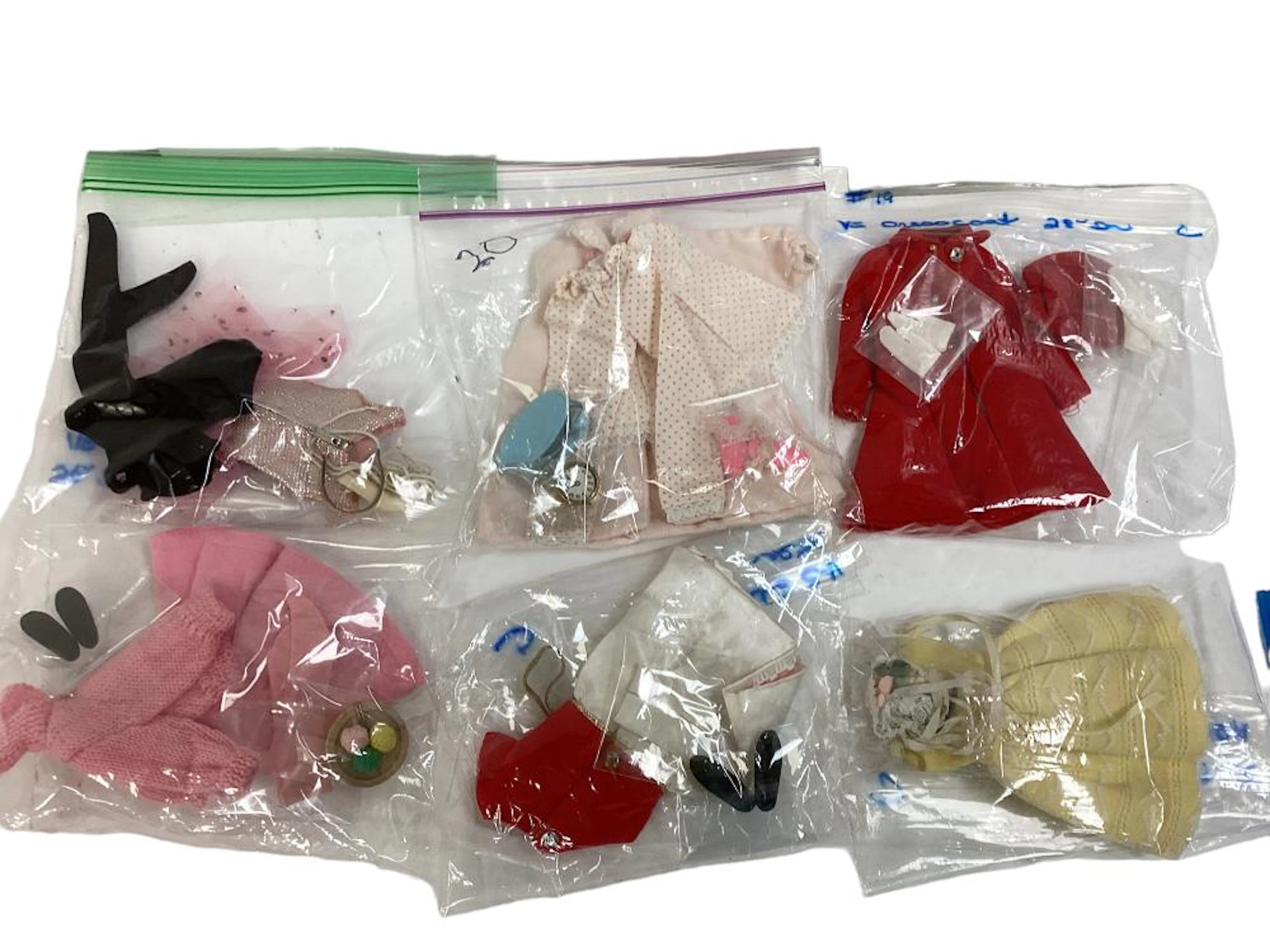 Barbie Fashions, No Packaging or Booklets.