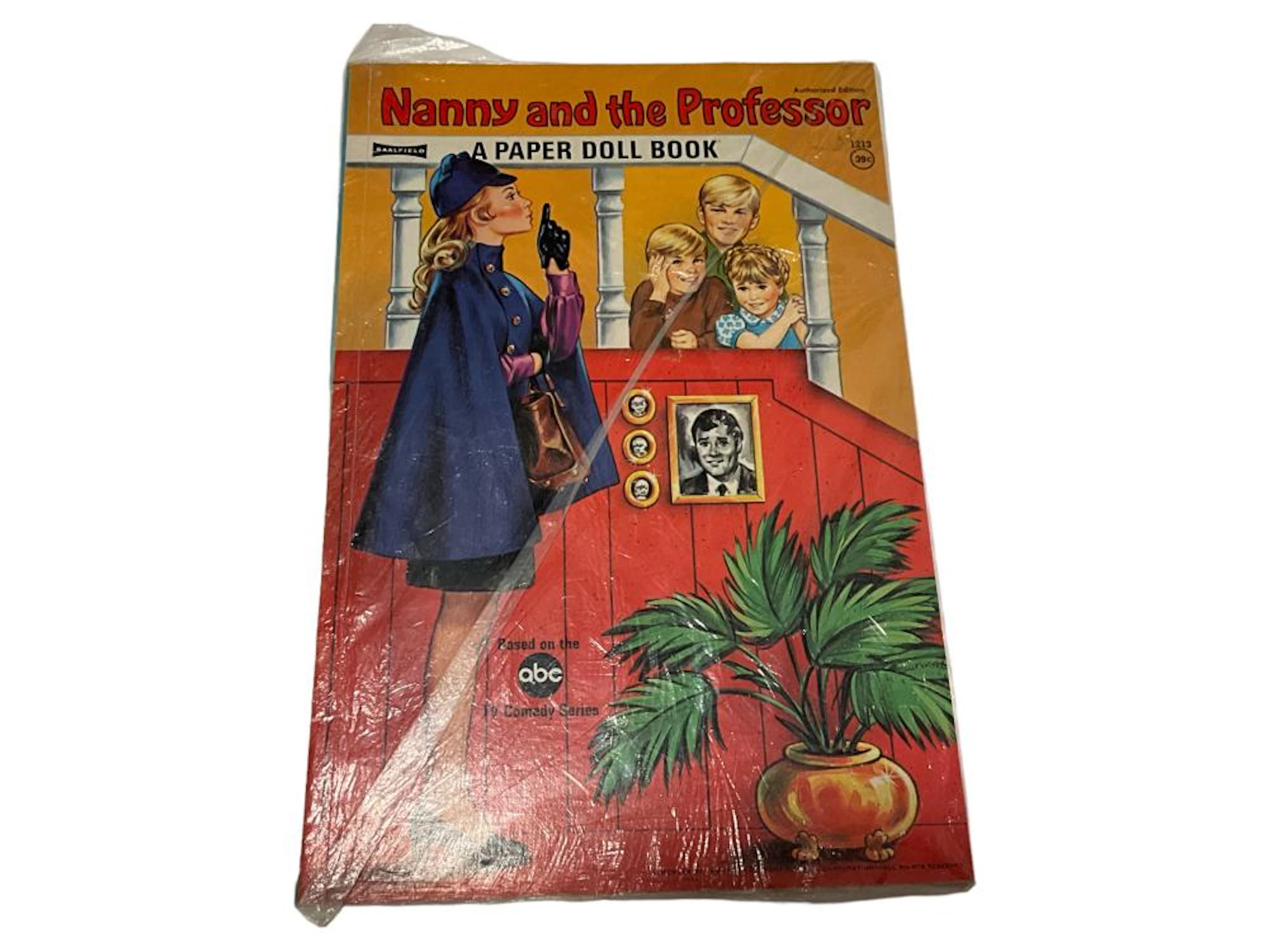 1970 Saalfield ?Nanny and the Professor - 1213? Paper Dolls - Uncut