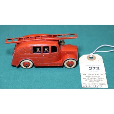 Dinky Toys Streamline Fire Engine (25k). A 1930's example in... | Barnebys