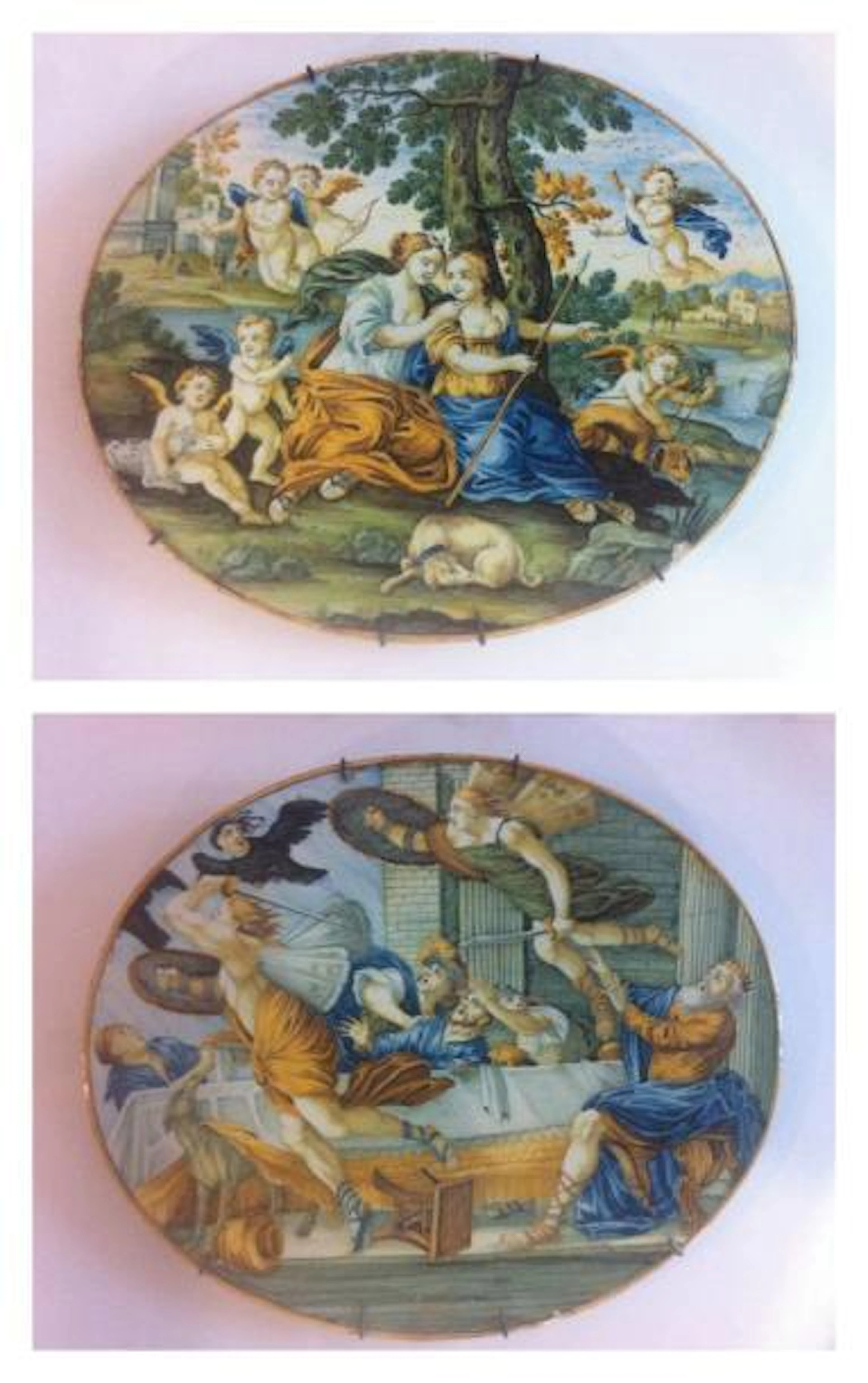CASTELLI D’ABRUZZO Paire de plaques ovales en faïence polychrome...