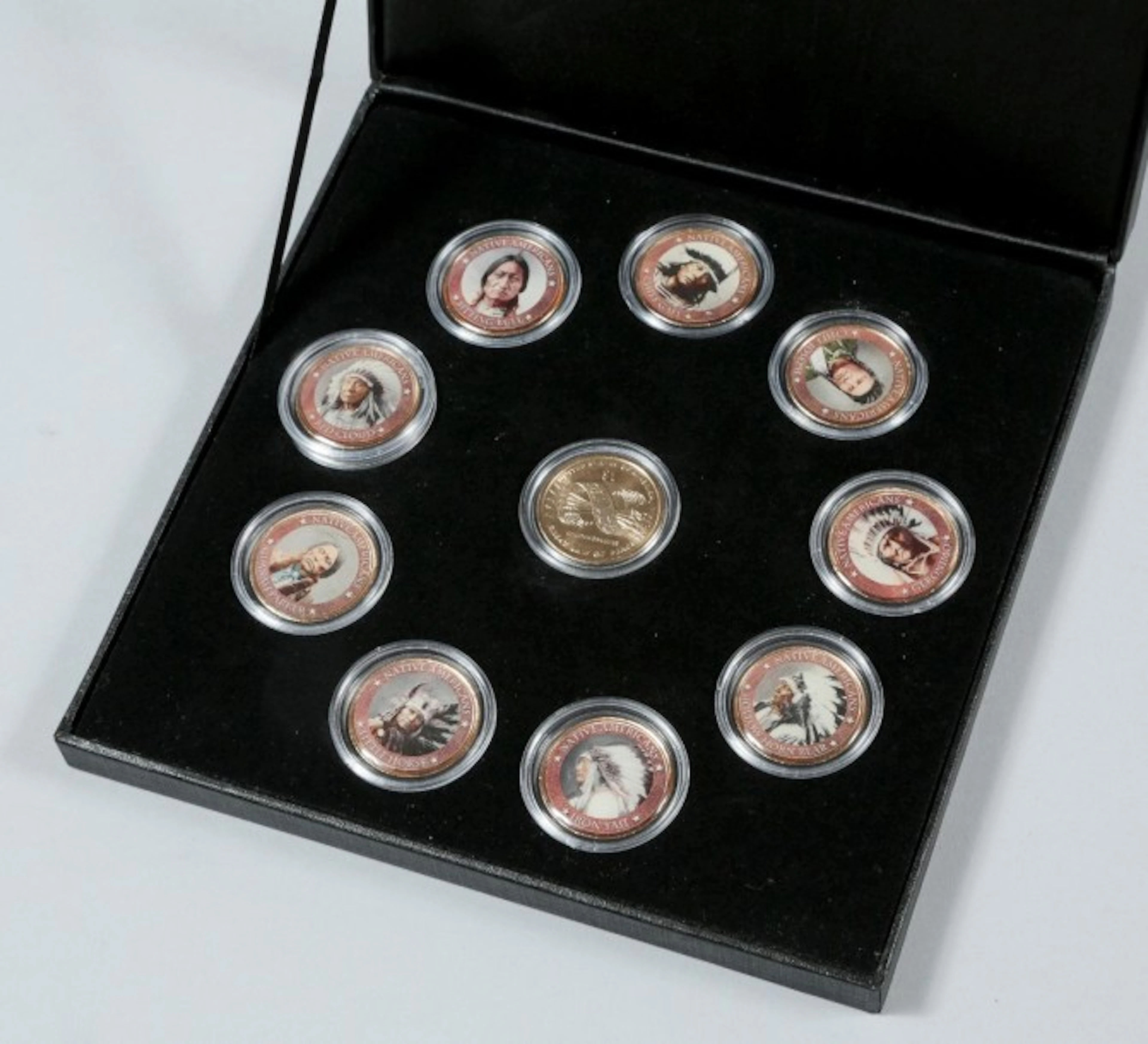 [Club Français de la Monnaie] "Des Indiens d'Amérique" Le Coffret...