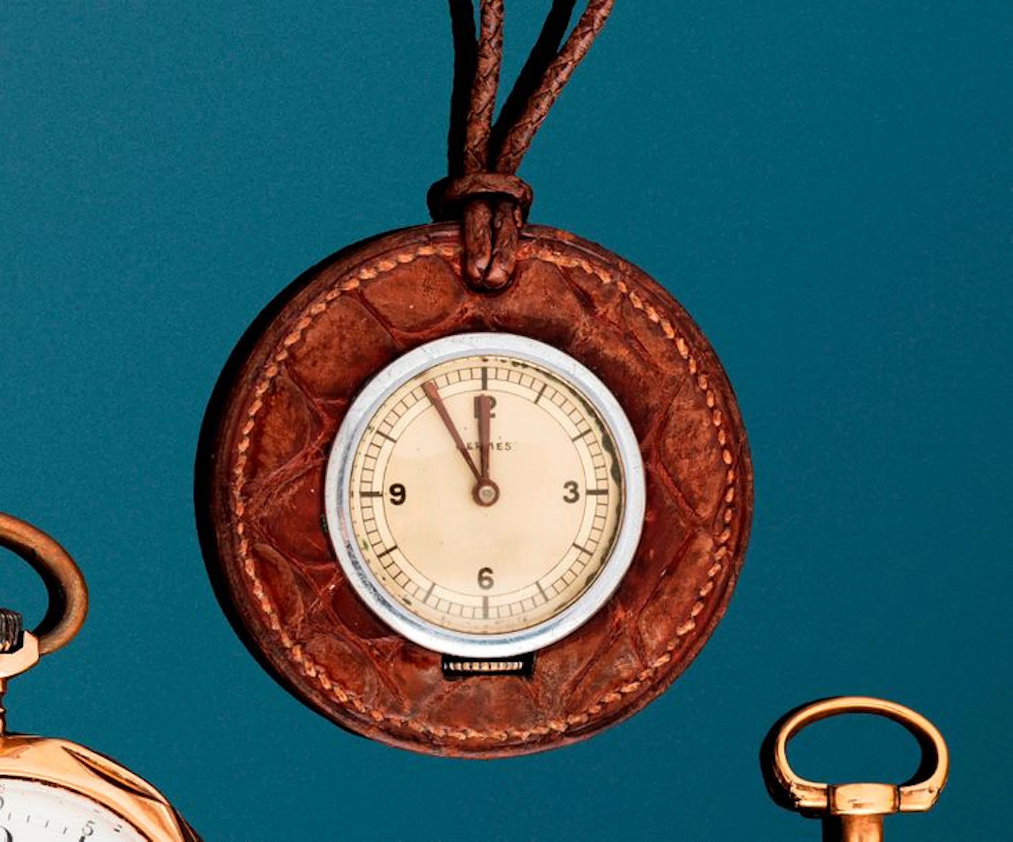Montre de col en acier mécanique encadreé…