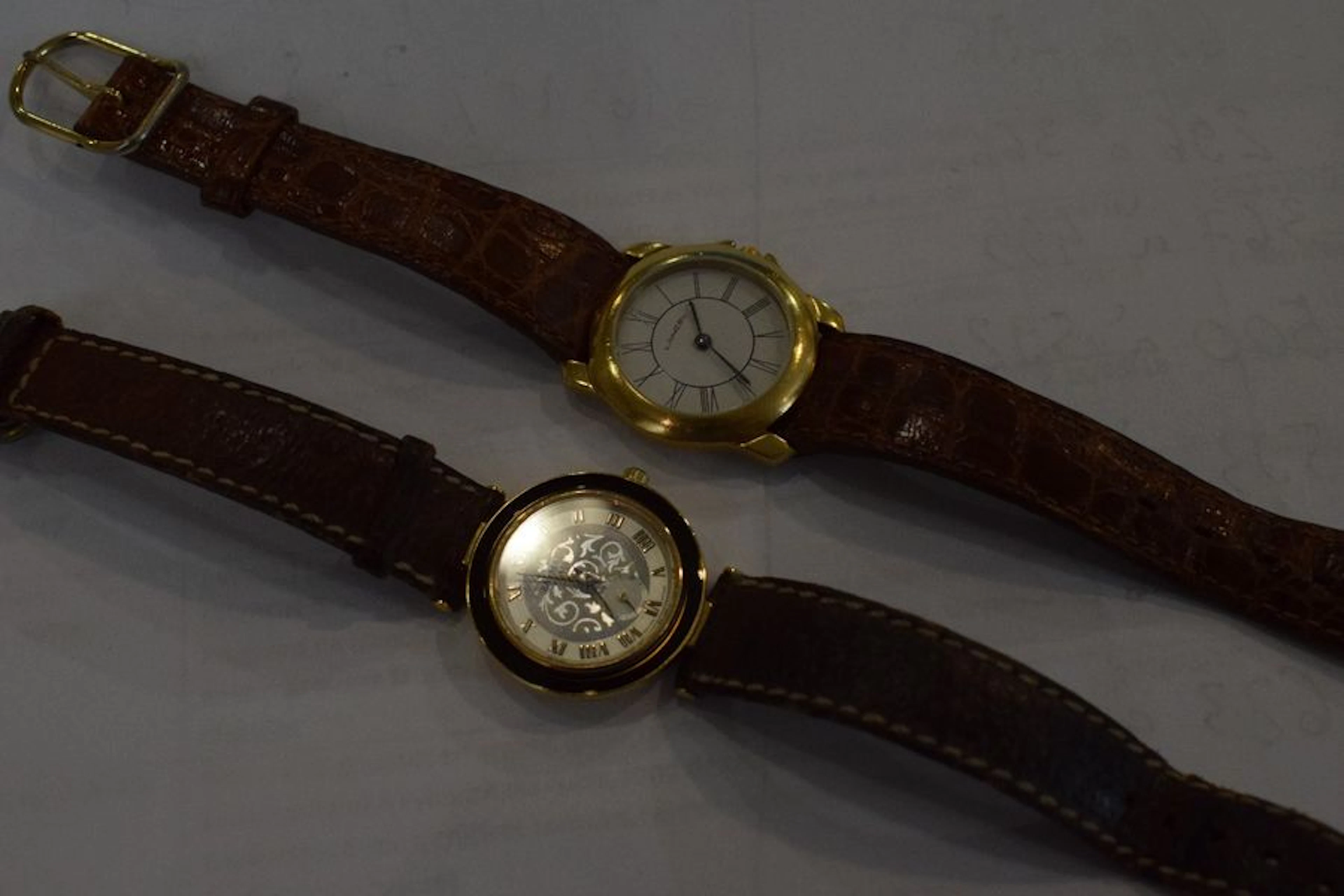 Deux montres bracelets de dame. L'une signée…