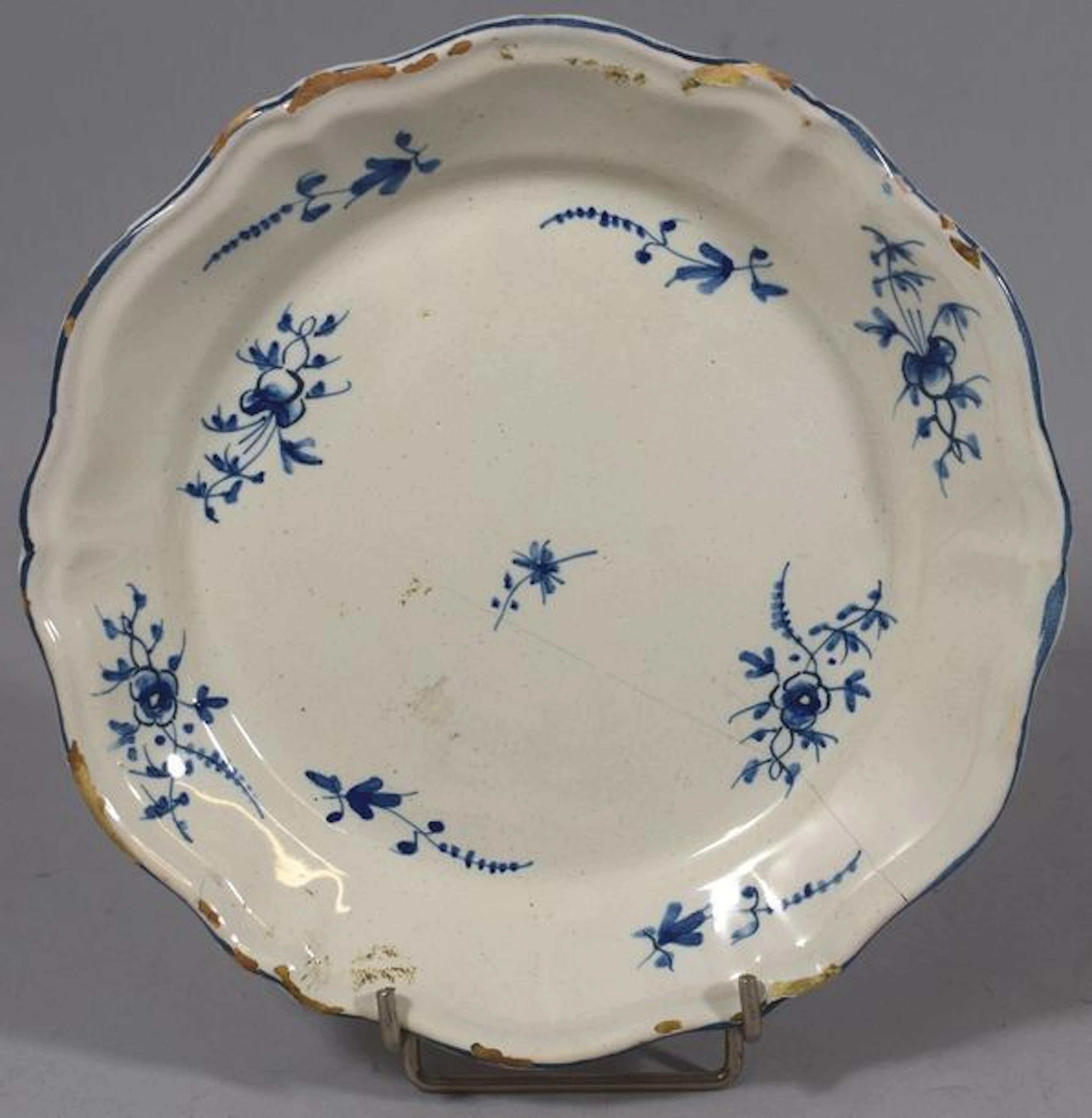 Très-Cloître - XVIIIème siècle Assiette... - Lot 150 - Rossini