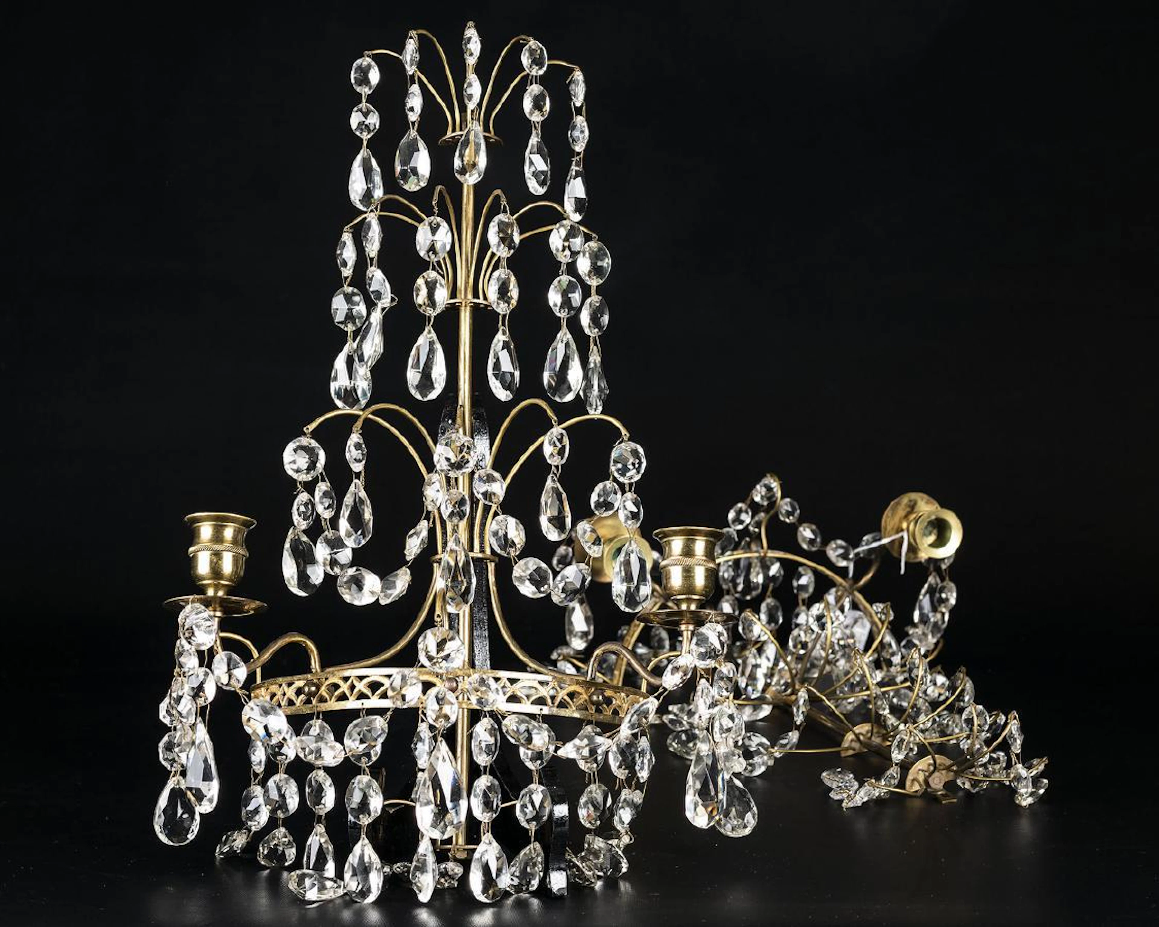 VÄGGLYSTRAR,1 par, gustaviansk stil, 1900-tal.