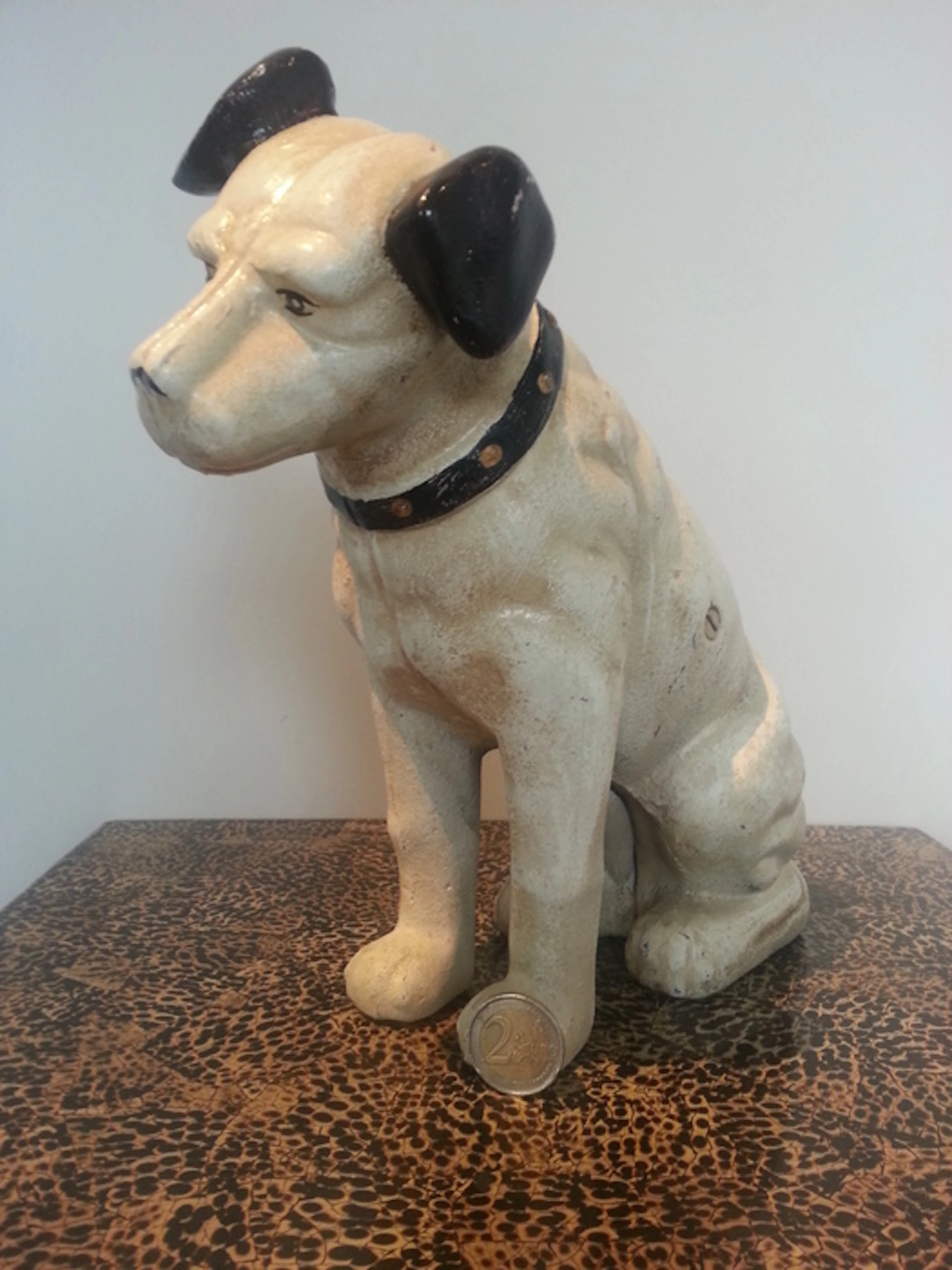 Gietijzeren hond His Master's Voice - eind 20e eeuw