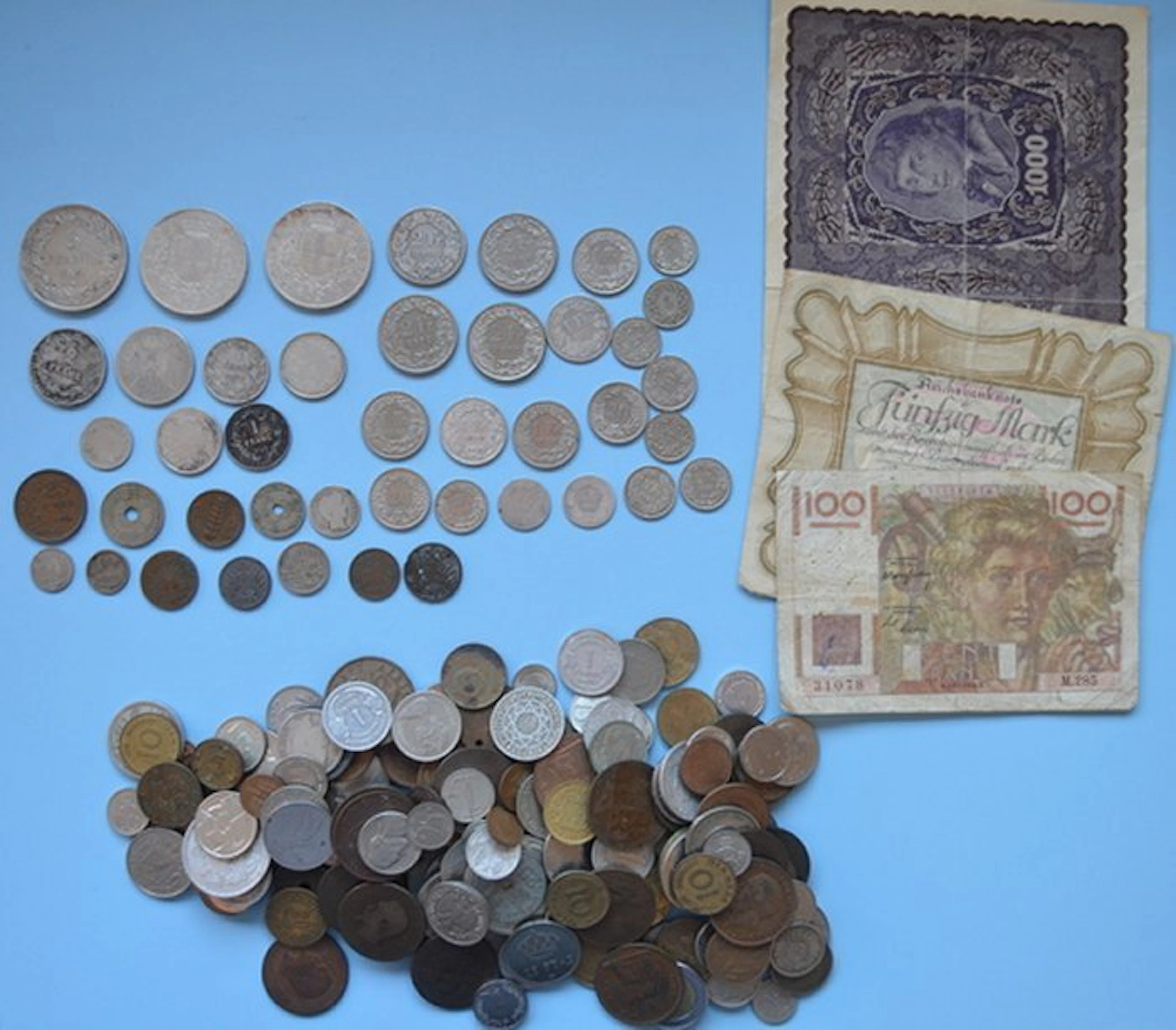 World - Lot of 235 coins and 3 bank notes 1849/1980