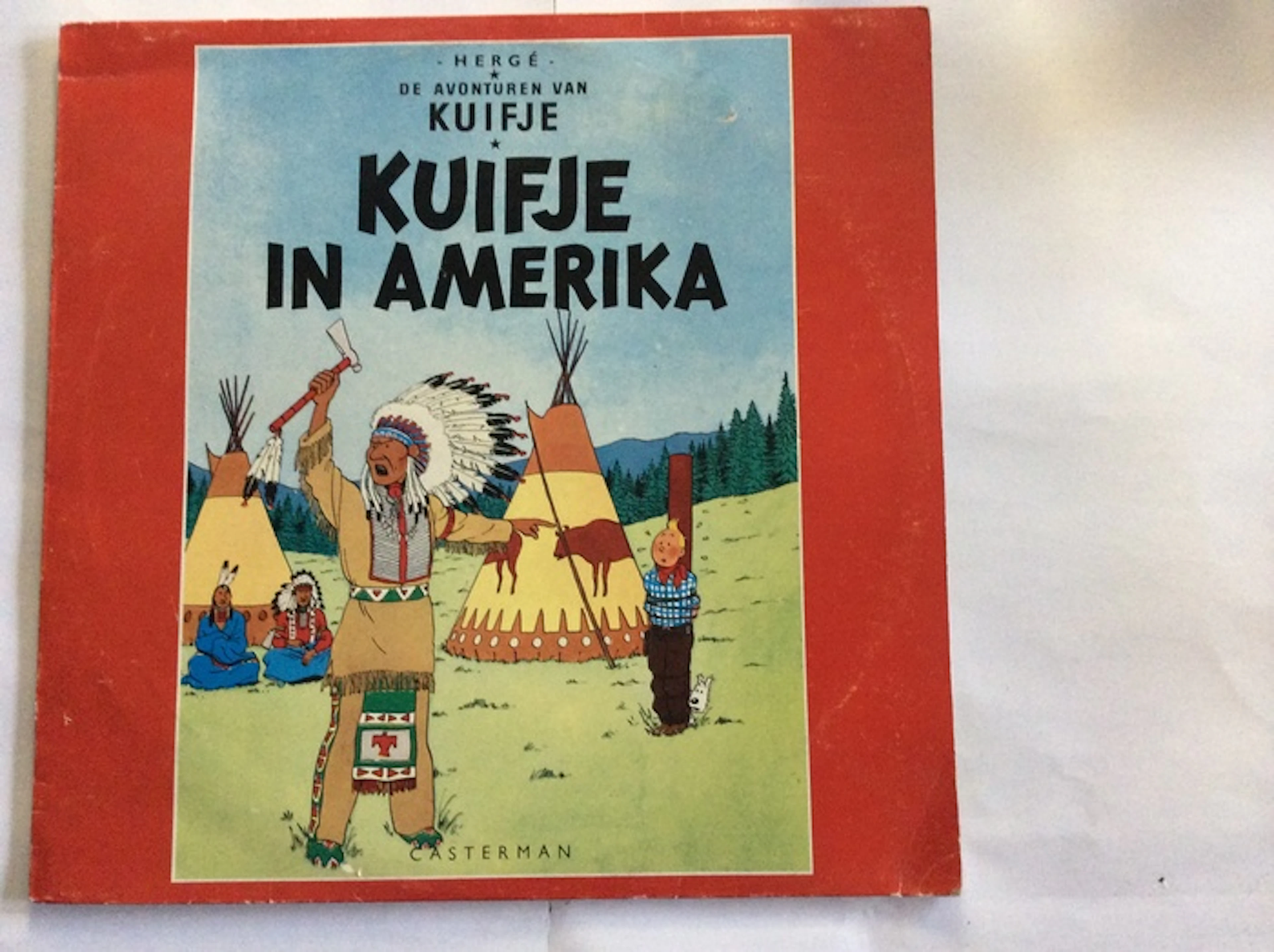 Kuifje - Diverse artikelen o.a. LP, modelauto's, sigarenbandjes, beeldje, blikjes, prenten etc.