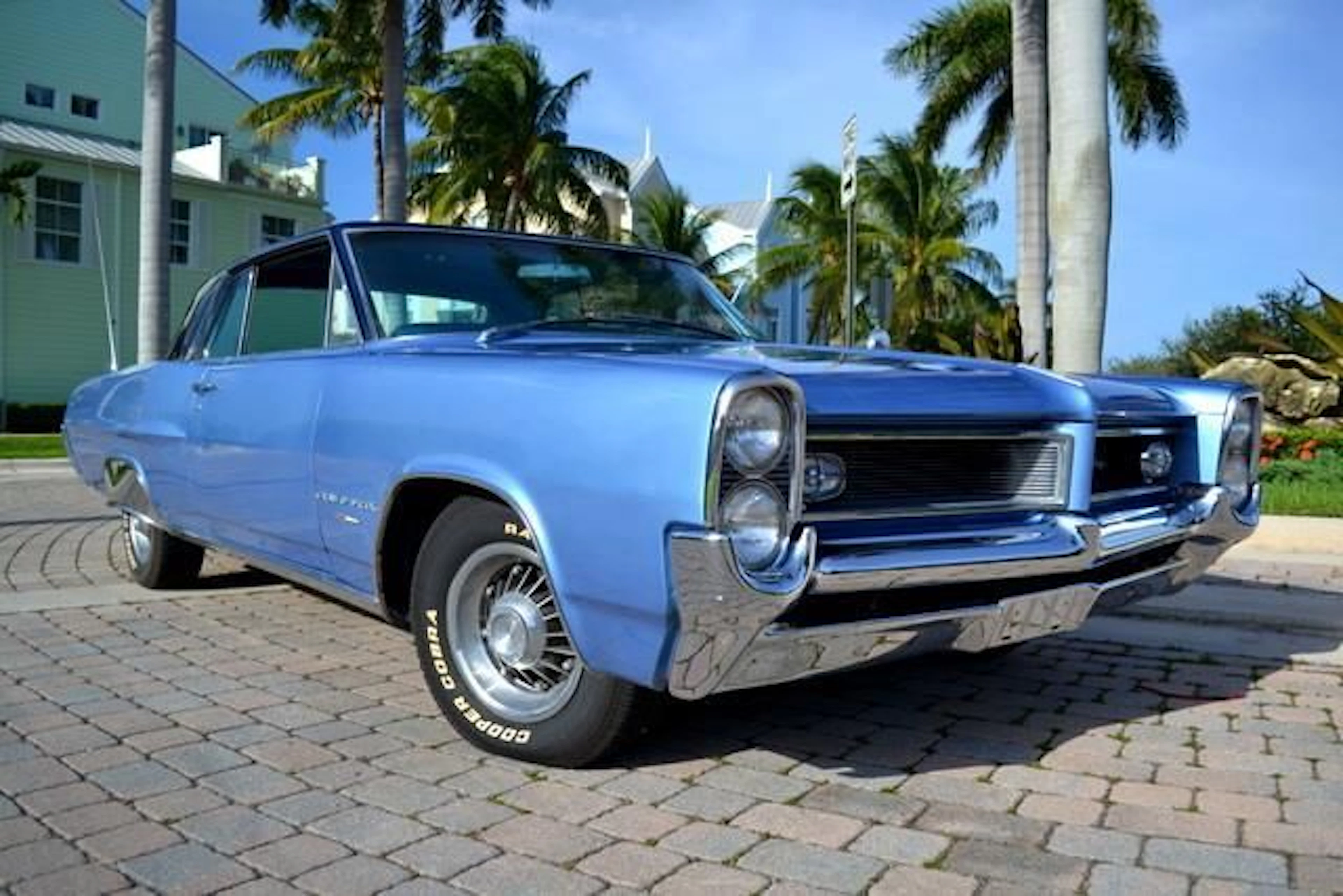 Pontiac Grand Prix Coupe 389CI V8 - 1964 (Matching numbers)