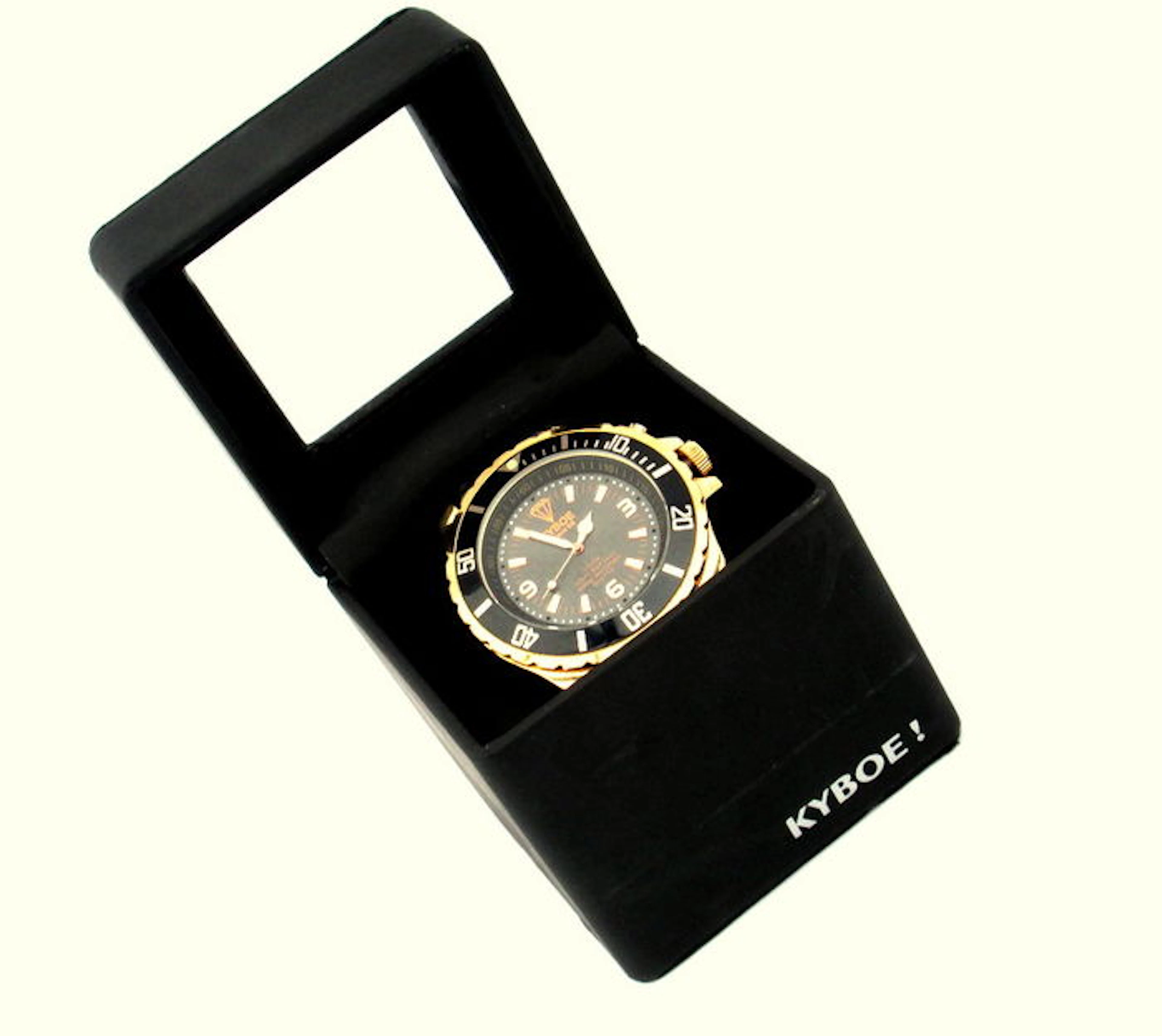 Kyboe! Giant Mariner Giant 55 -- men's wristwatch