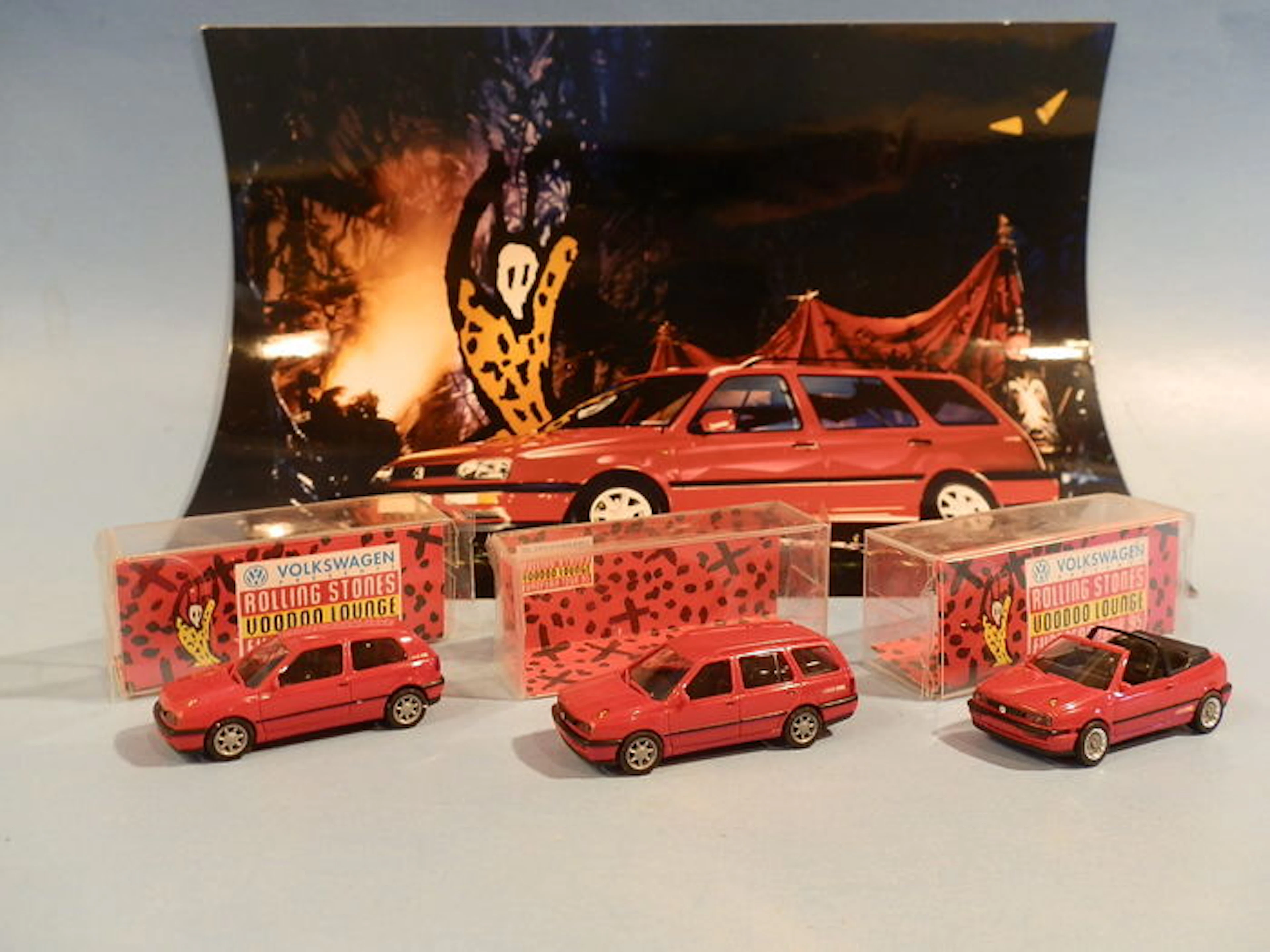 Rolling Stones Volkswagen Voodoo Lounge1995 tour, promoting 3 scale cars of Volkswagen cars, includes original glossy picture 24x17,5