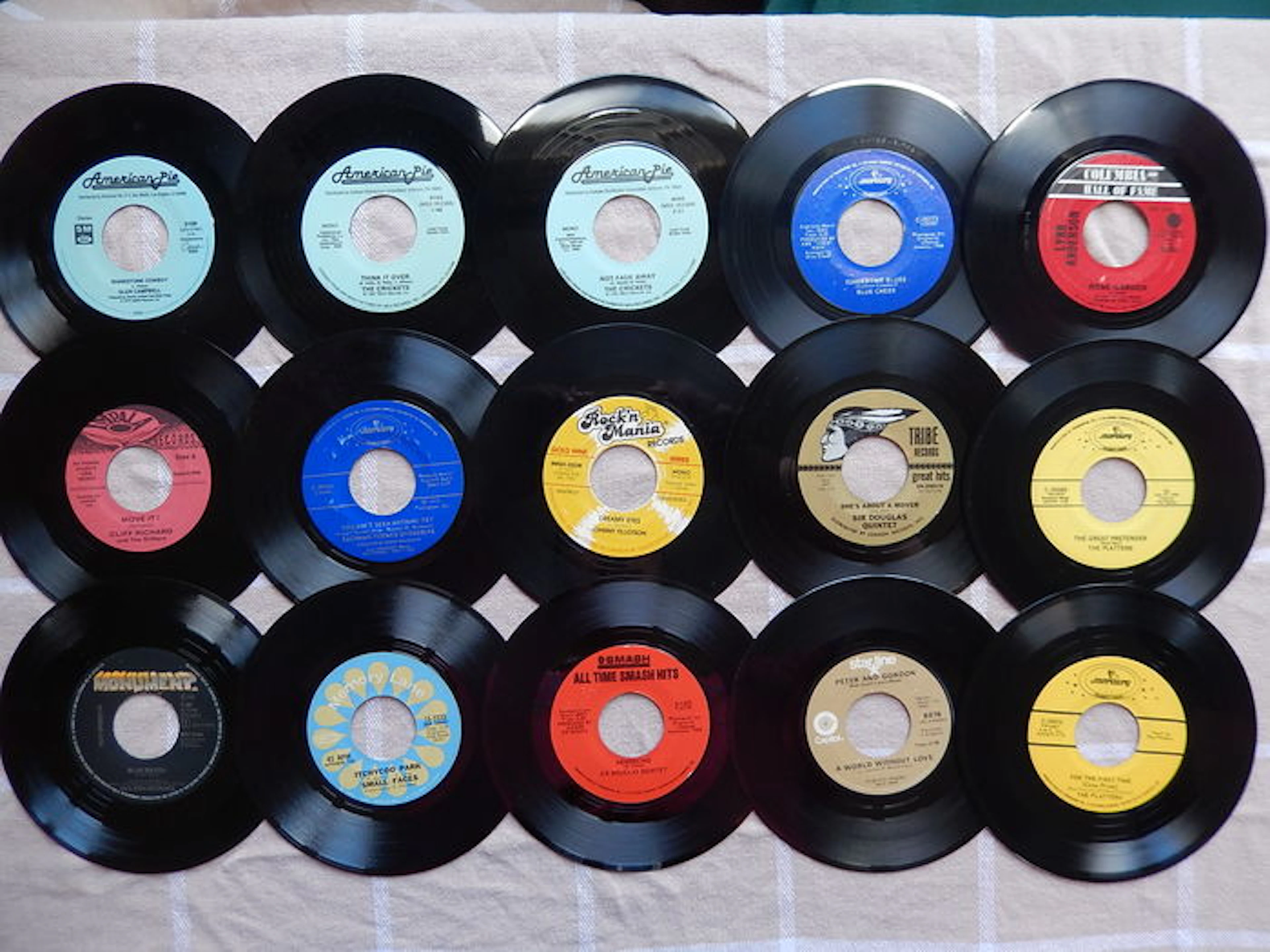 Lot of 15x USA press 7" single's 45rpm, 60's style,