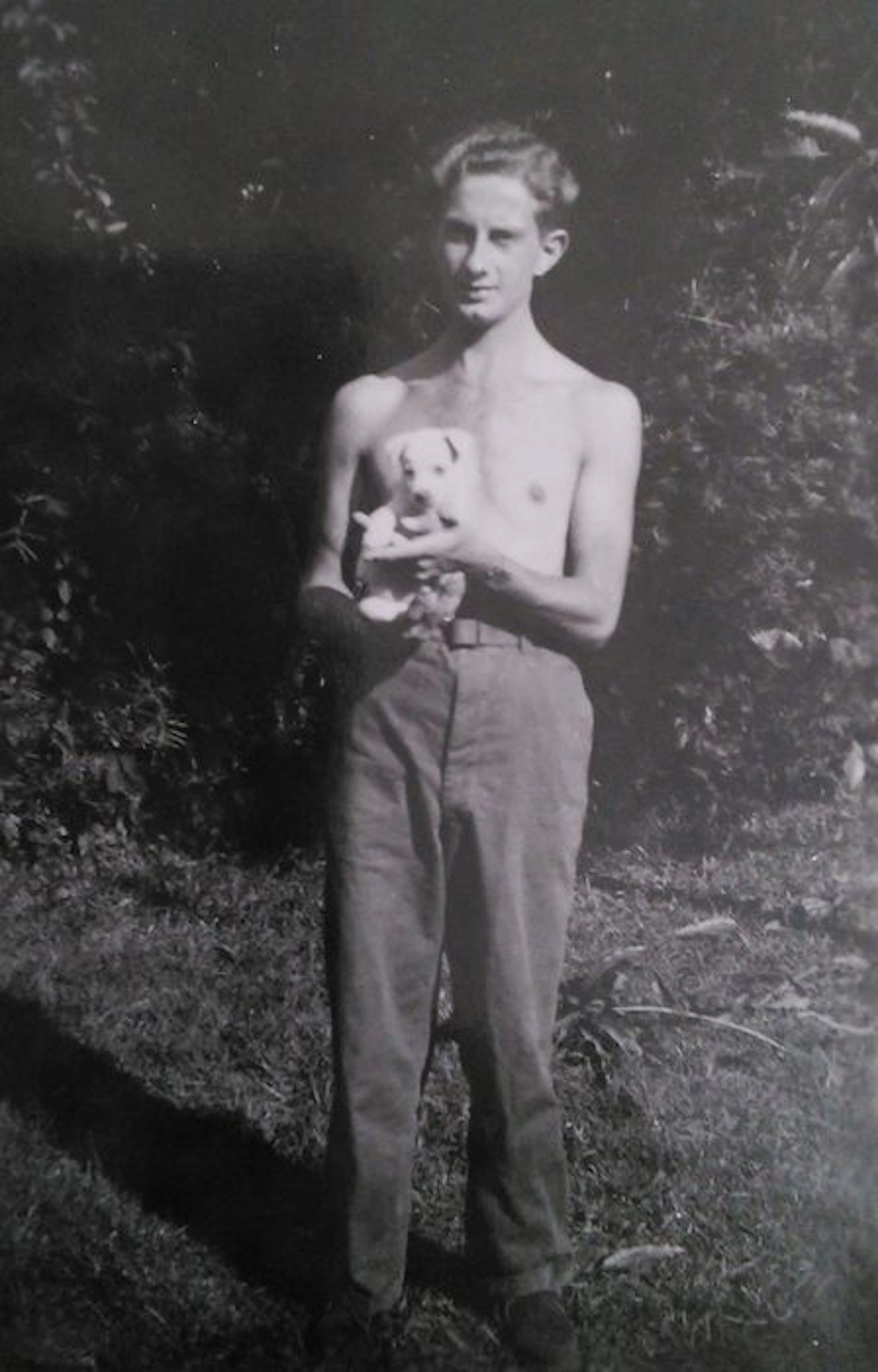 Personal; Photo album RNEAI-soldier 1st class with 310 pictures and 9 drawings - 1946/1949