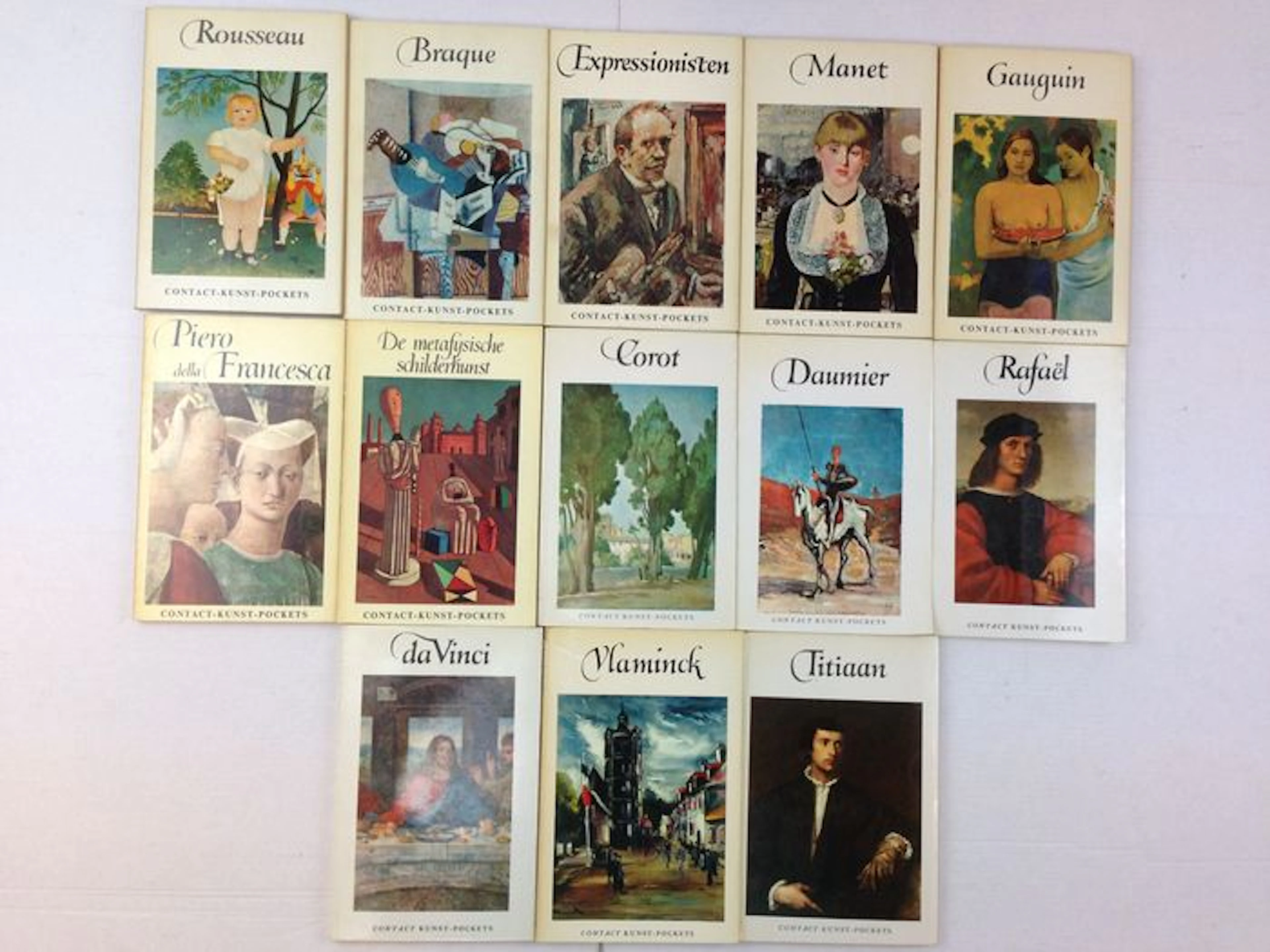 Kunst; Lot met 33 delen uit de serie Contact Kunst-Pockets - jaren '60