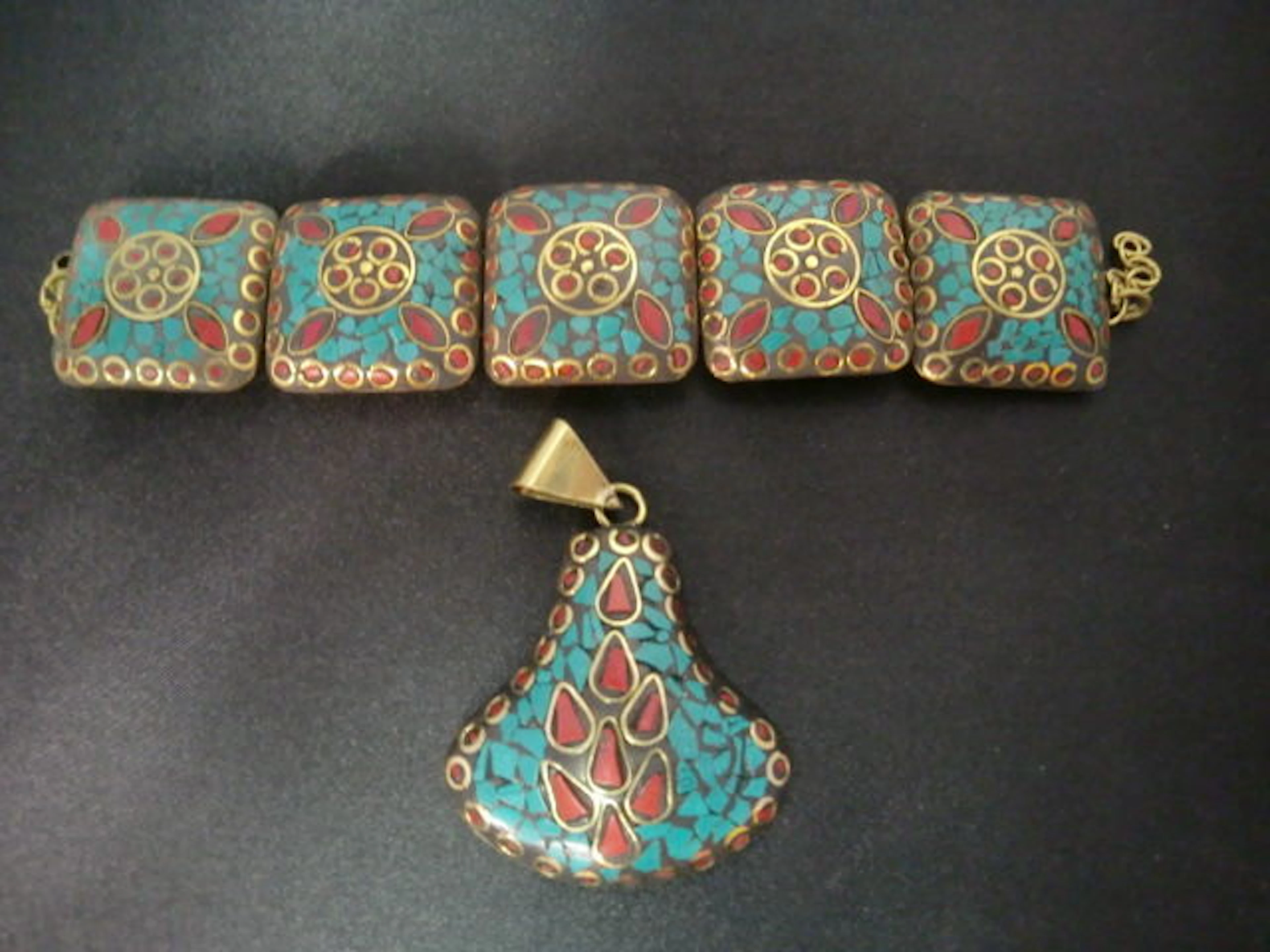 Cloisonne armband en hanger - Tibet - begin 21e eeuw