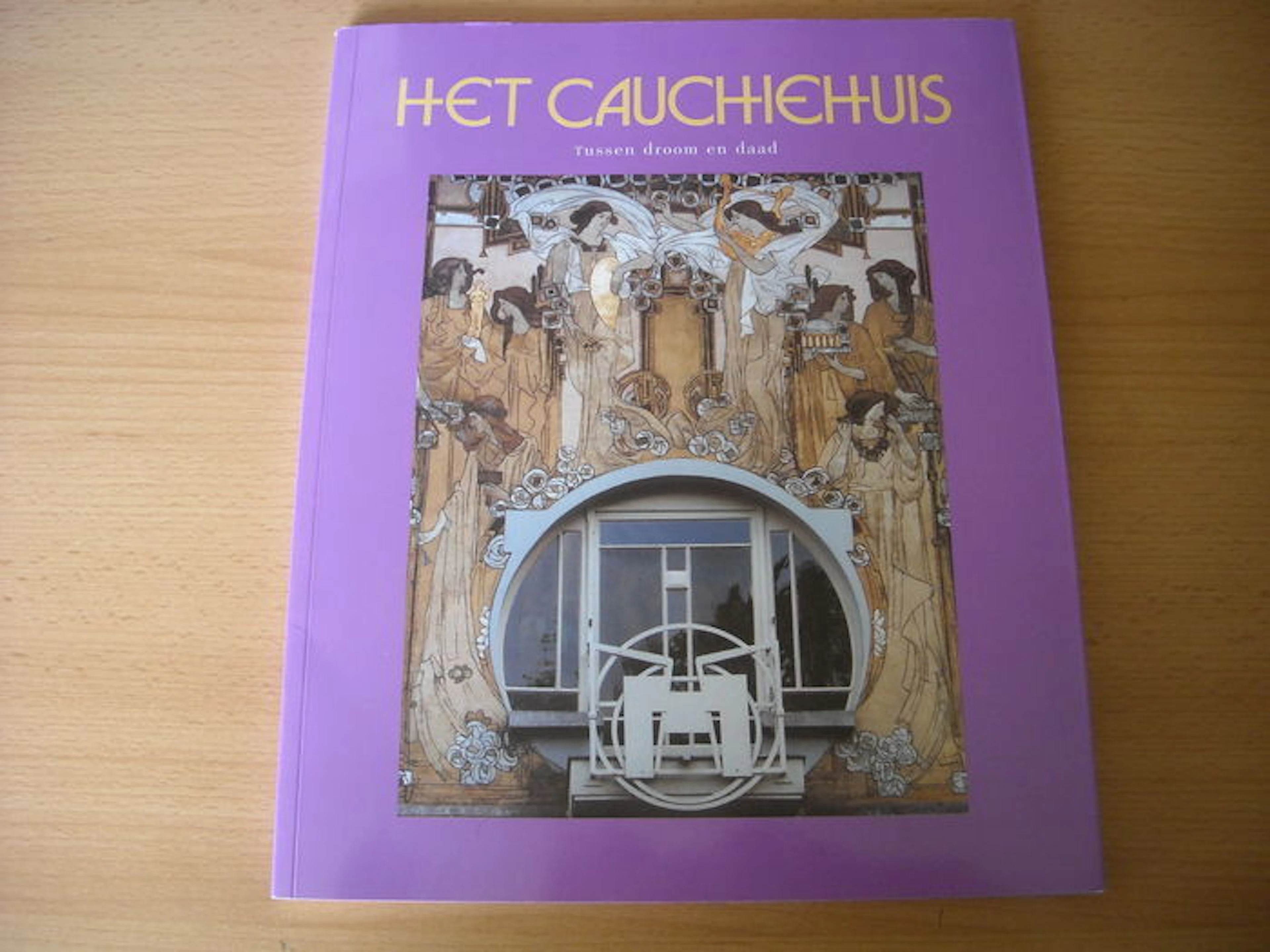 Literature: 'Het Cauchiehuis' and 'Het Stocletpaleis'