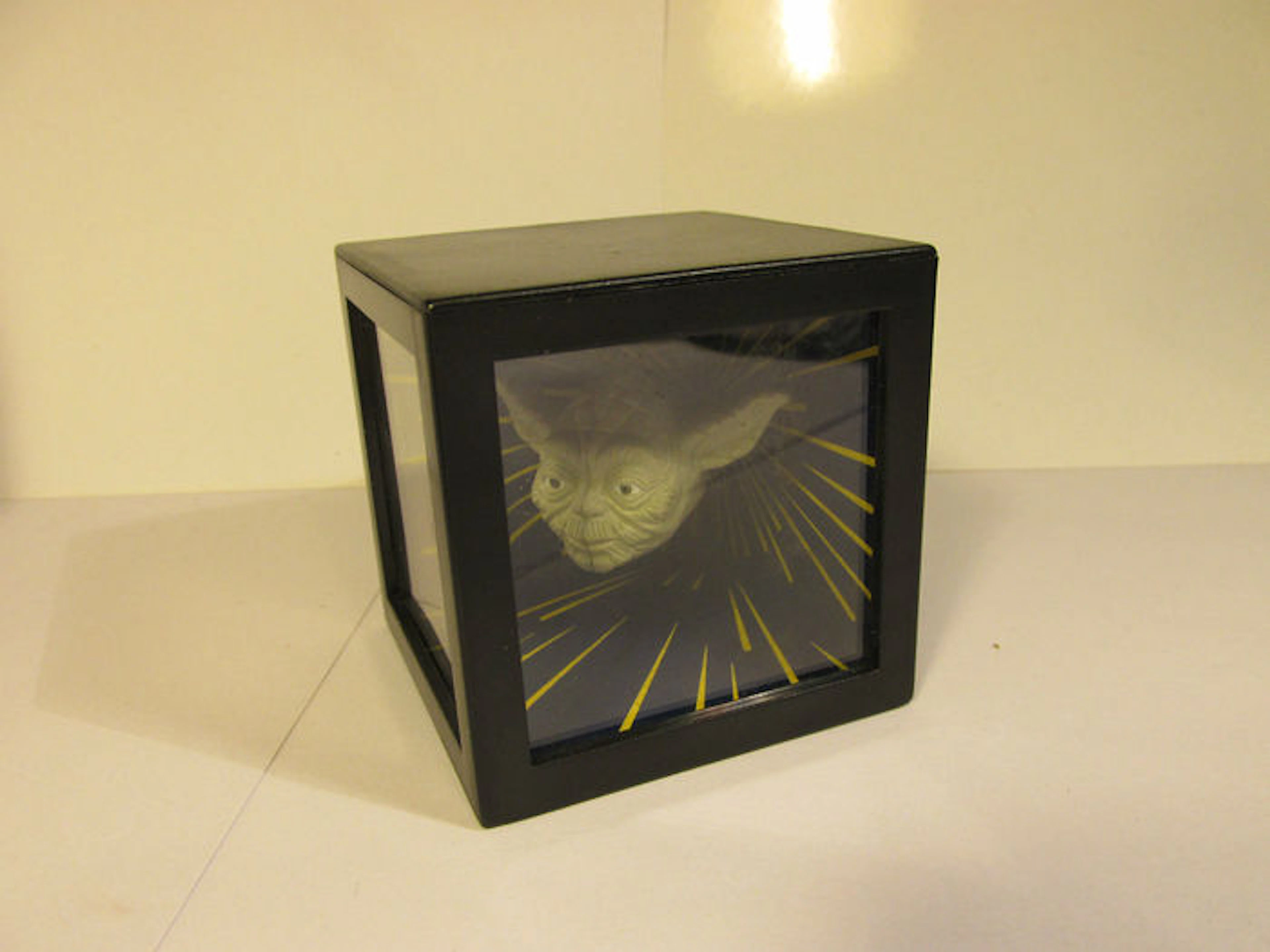 Star Wars items - Spiegel kubus Yoda Darth Vader + boxspel Jar Jar vs Droid+ laserzwaard met horloge