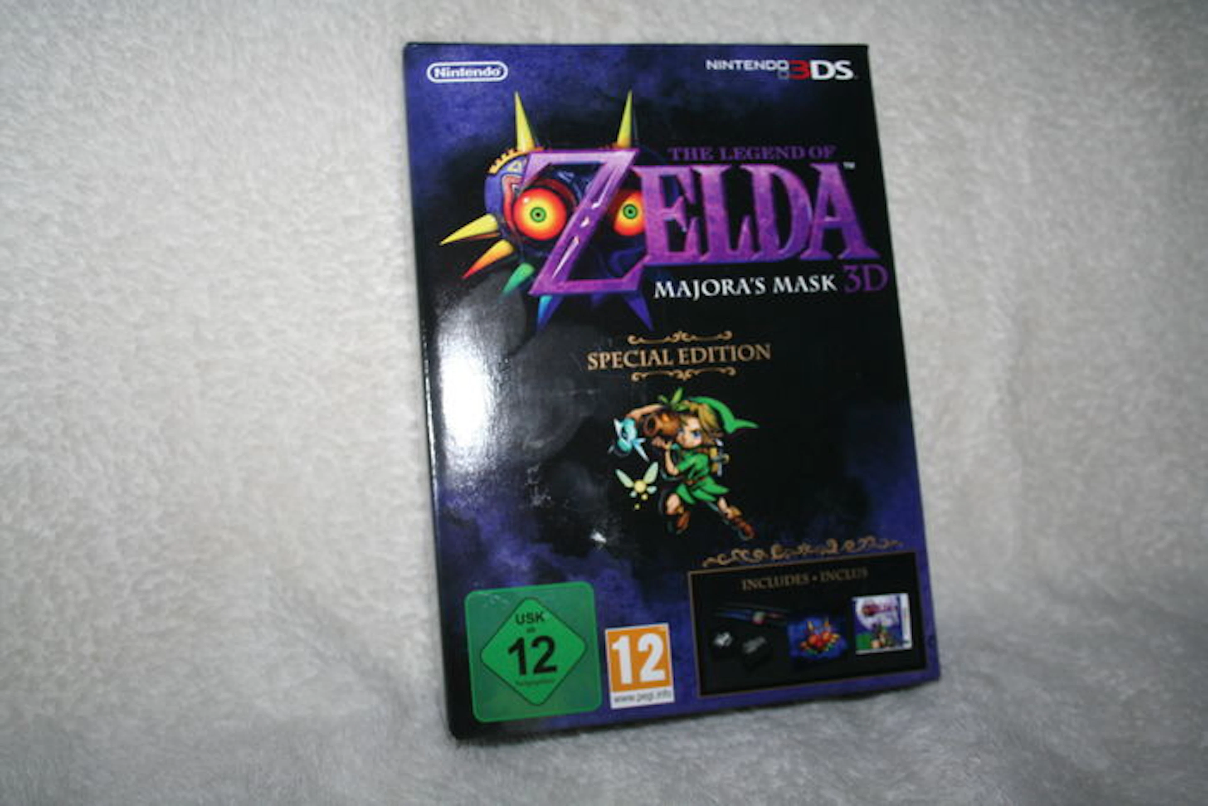 Nintendo 3DS, Zelda Majora's Mask, special limited edition, sealed