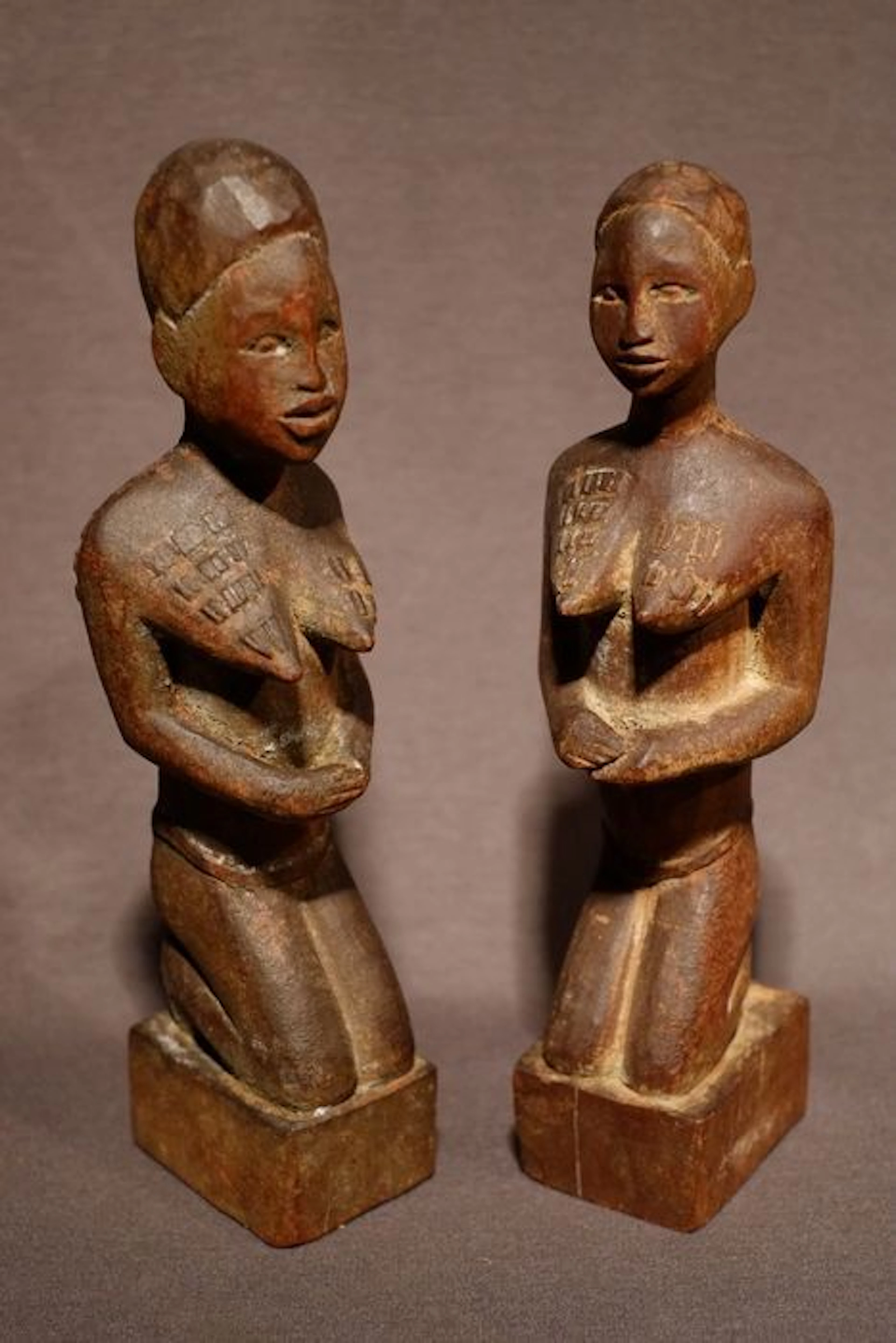 Ngudi Female Kneeling Yombe Pair