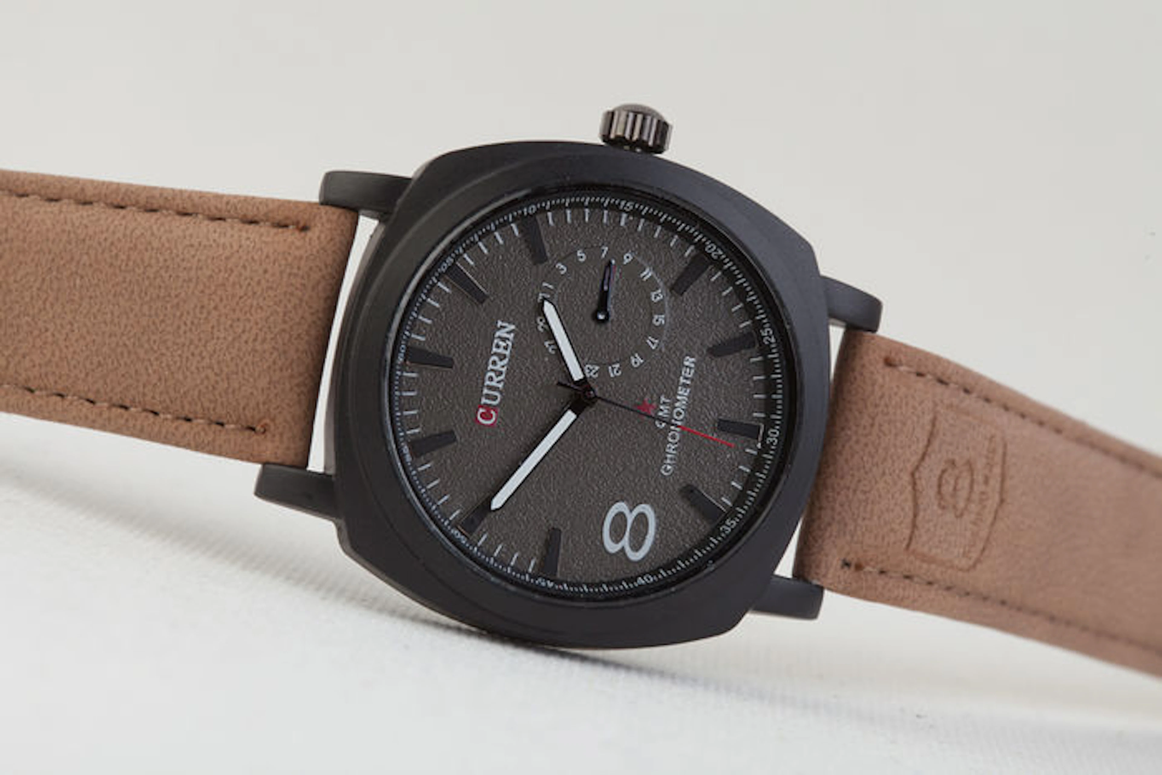 GMT CURREN­ MENS WRISTWATCH IN MINT CONDITION