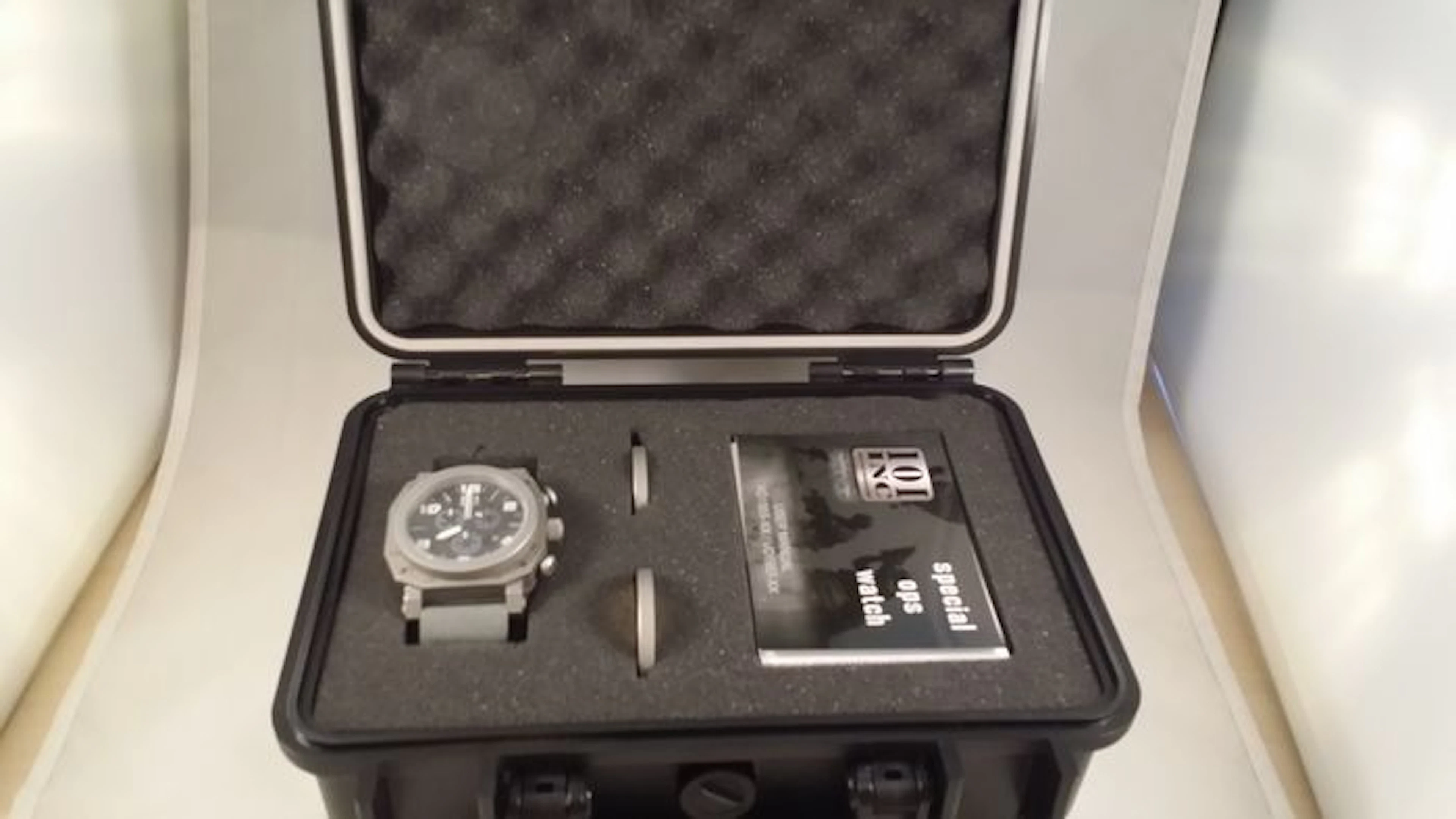 101 Inc Special Ops - Chronograph, wrist watch-2013