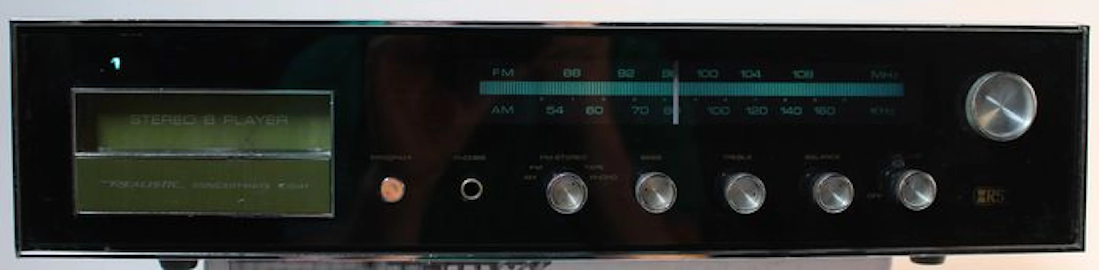Realistic Concertmate eight, Tunerversterker met eight track speler