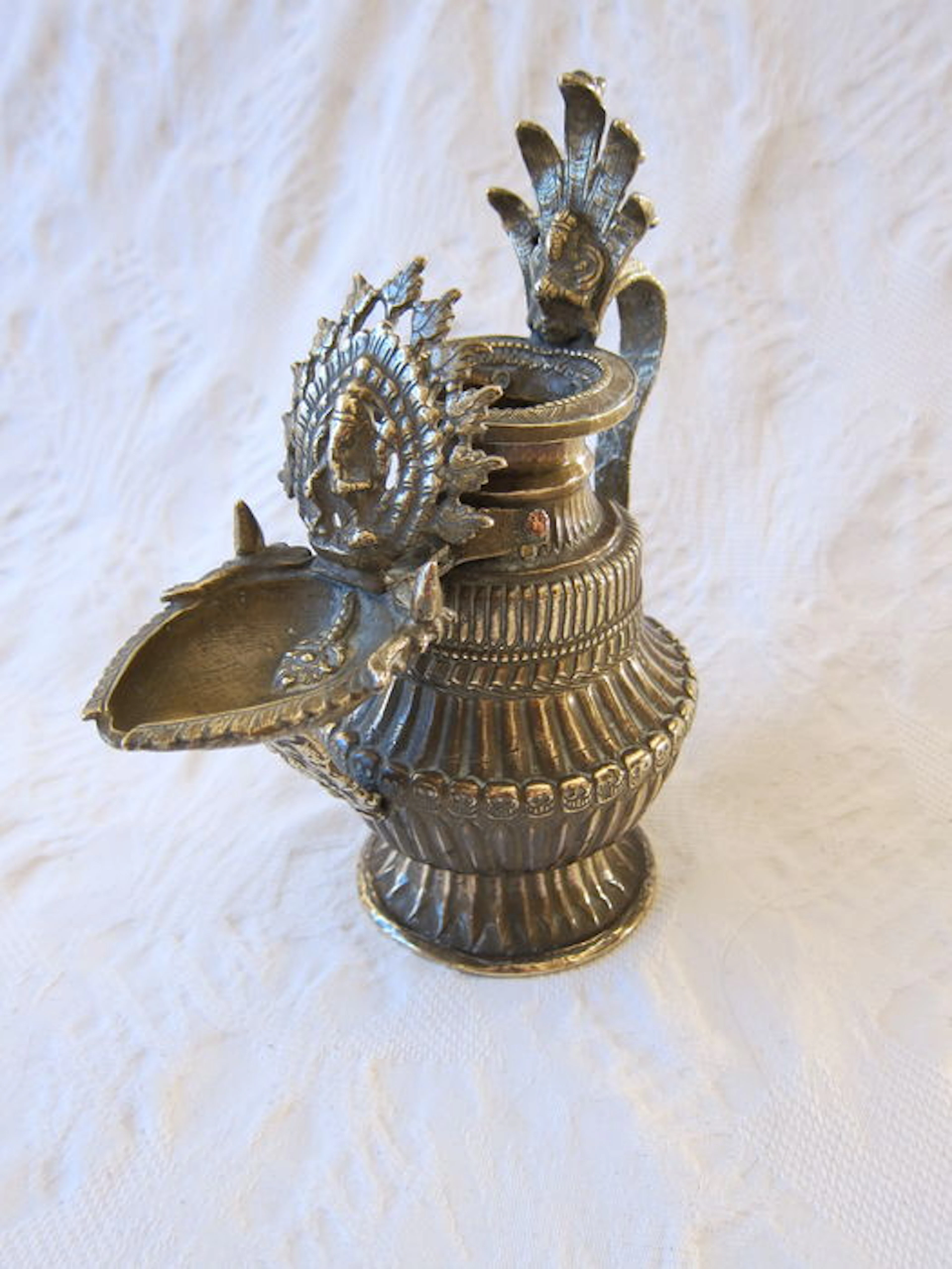 Oil lamp in bronze - India, Rajasthan - 19th century