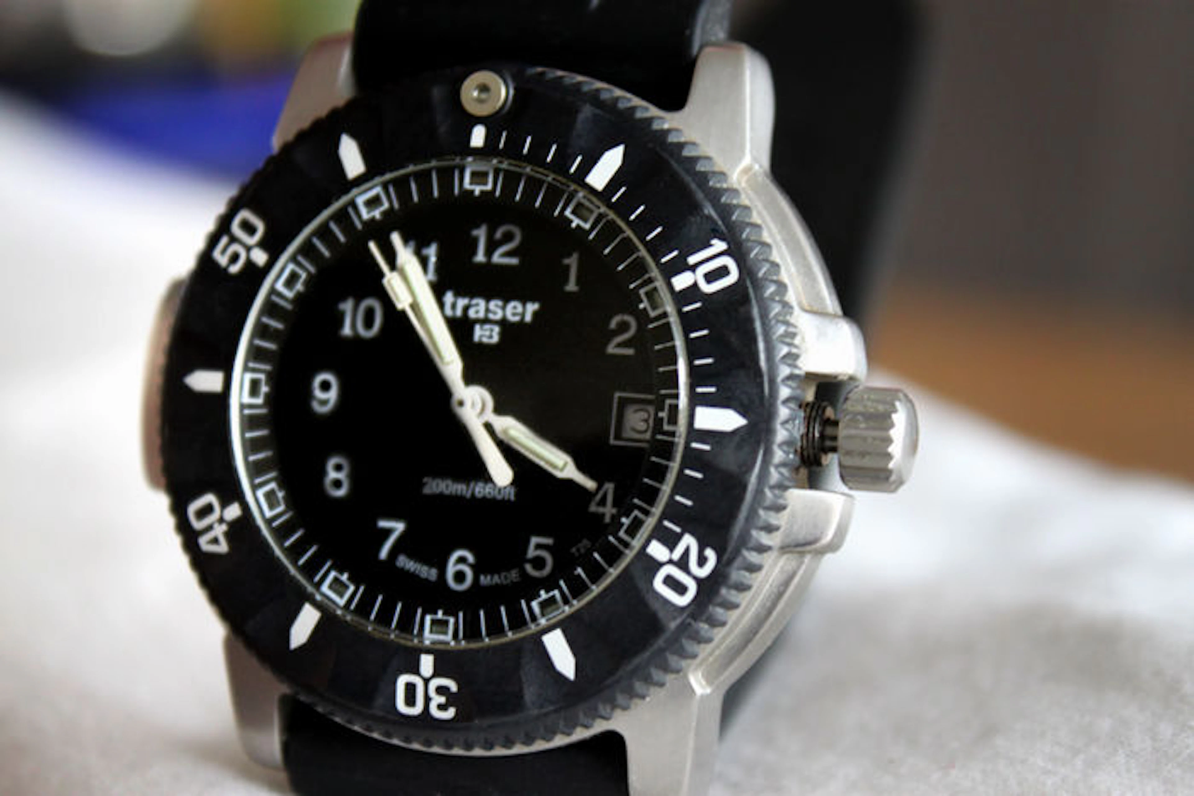 Tracer-H3 professional - mens wrist watch -2009